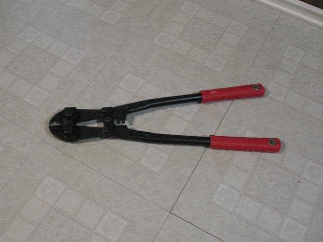 Milwaukee 18 Inch Bolt Cutters