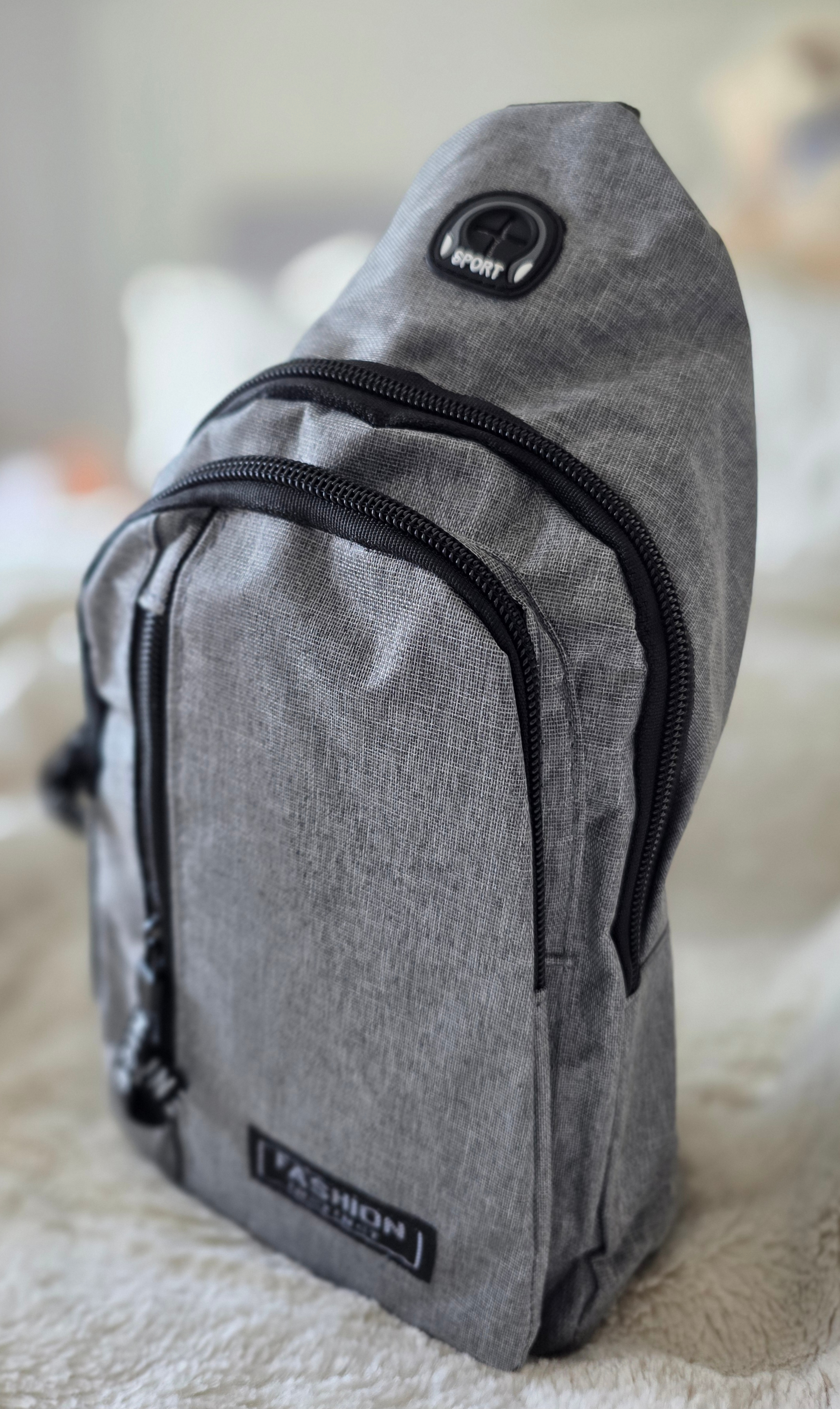 "FASHION INSTINCT" GREY Unisex-Crossbody Bag/Sling Bag-NEW