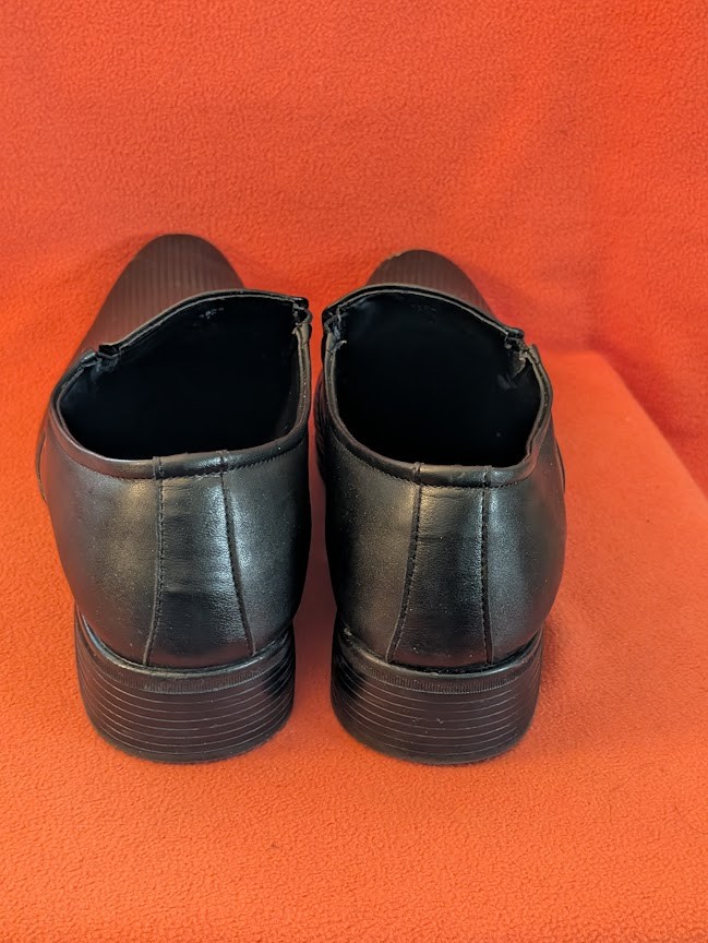Mens black slip on shoes - size 10 - photo 3