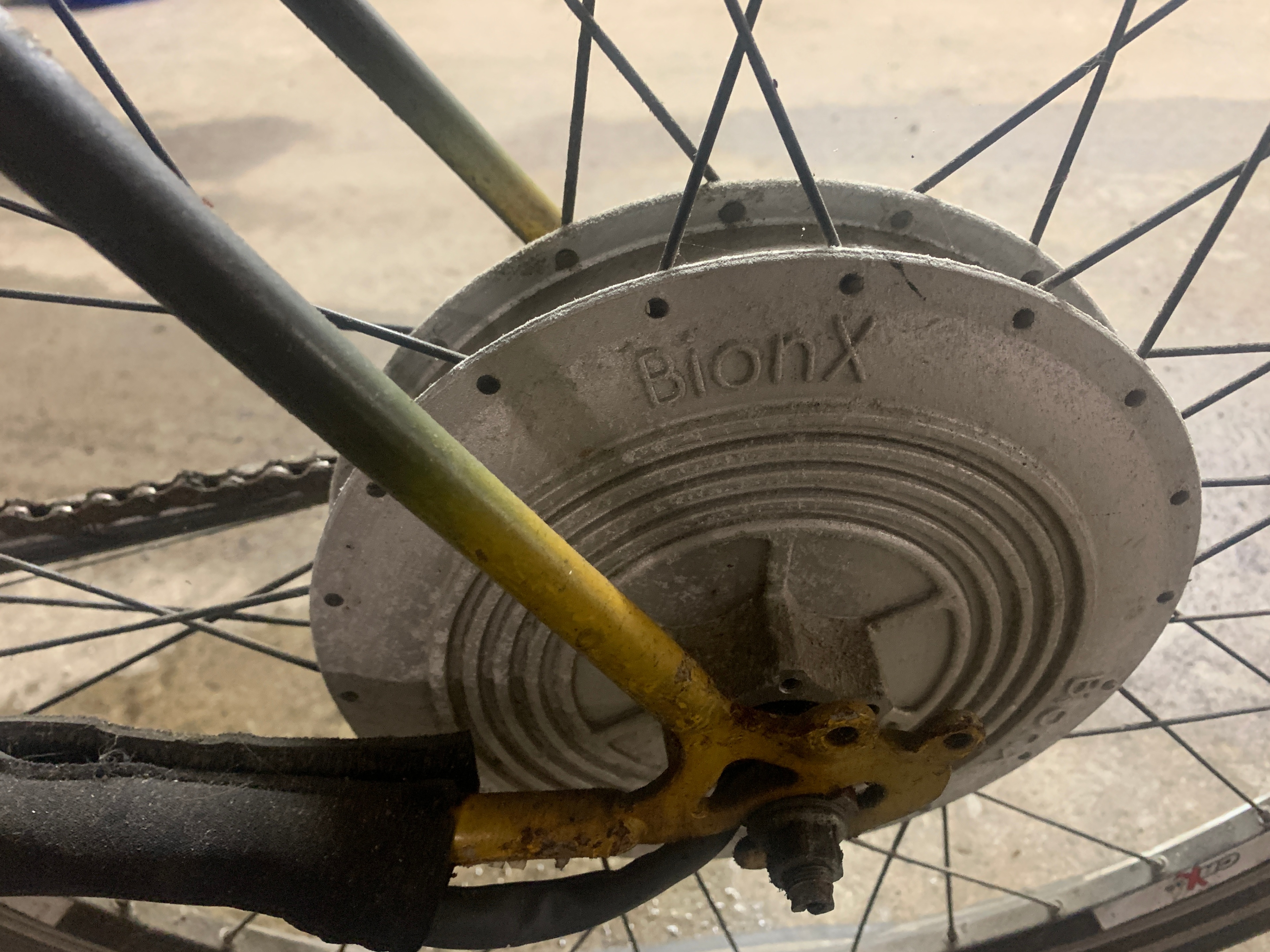 BionX 36V E-Bike Conversion System + City Hybrid Mountain Bike - photo 4