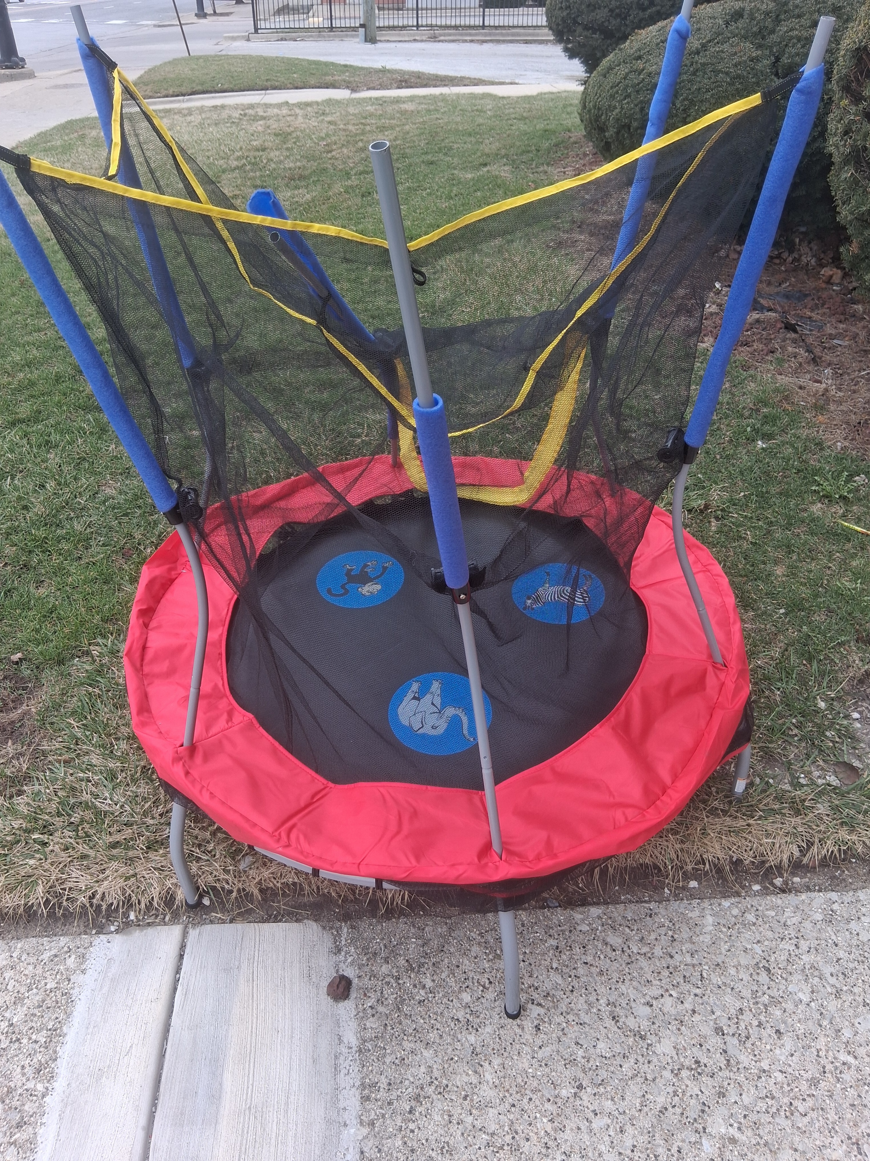 Kids Jumping Trampoline with Safety Net
