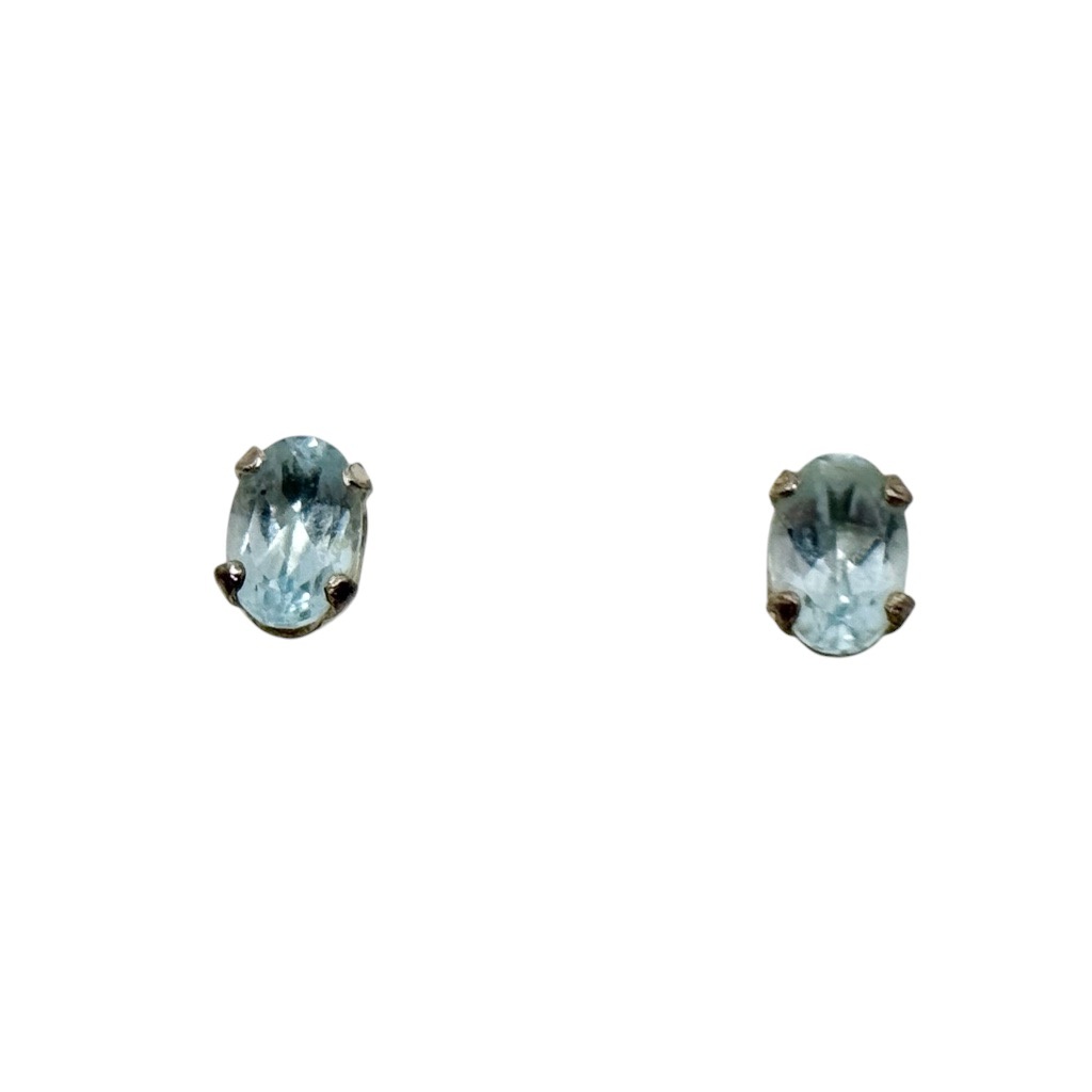 Sterling silver blue topaz stud earrings - GM1009
