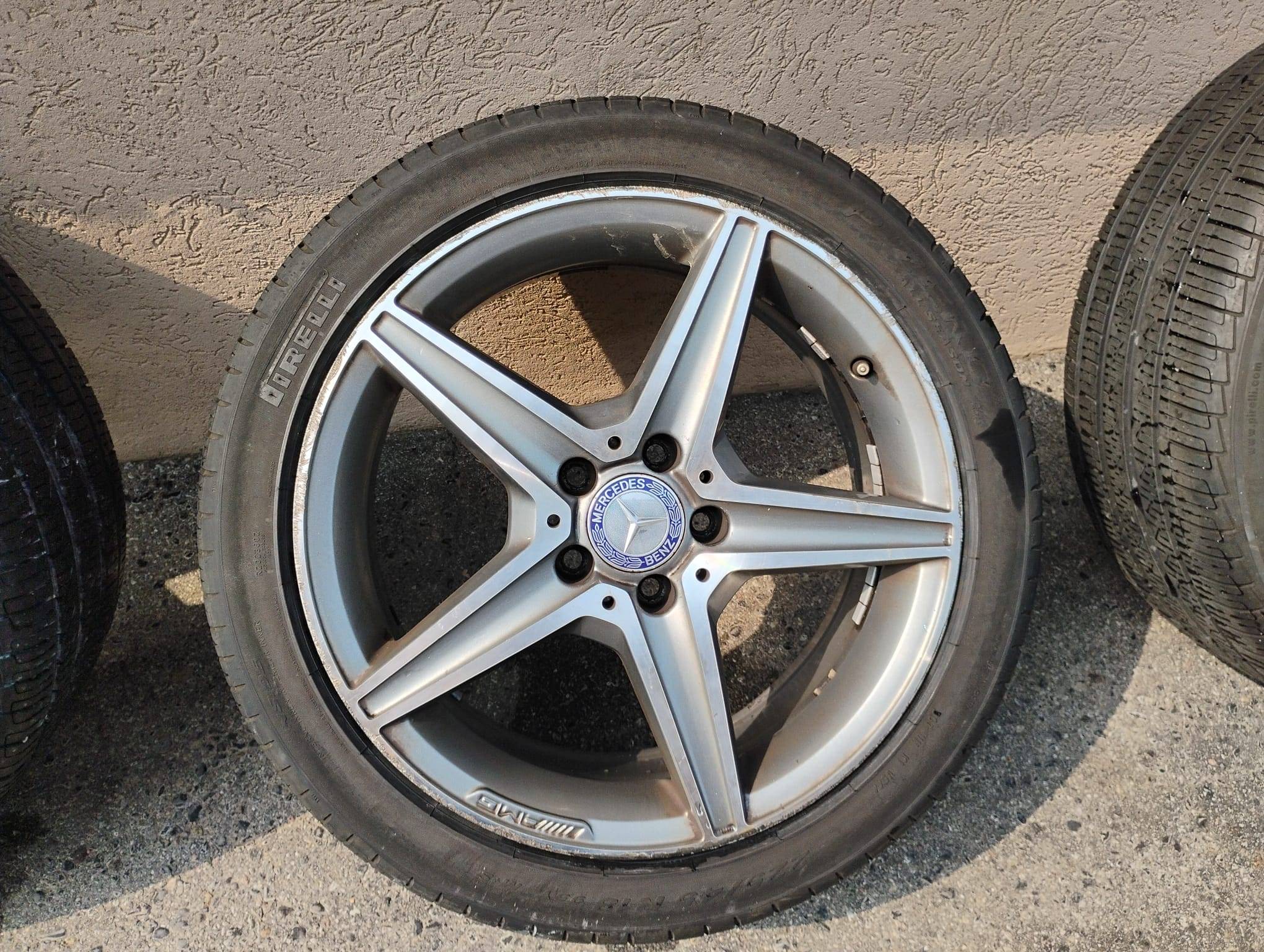 Set of 3 - Mercedes 5 Star AMG Aluminum 18" Rims - photo 2