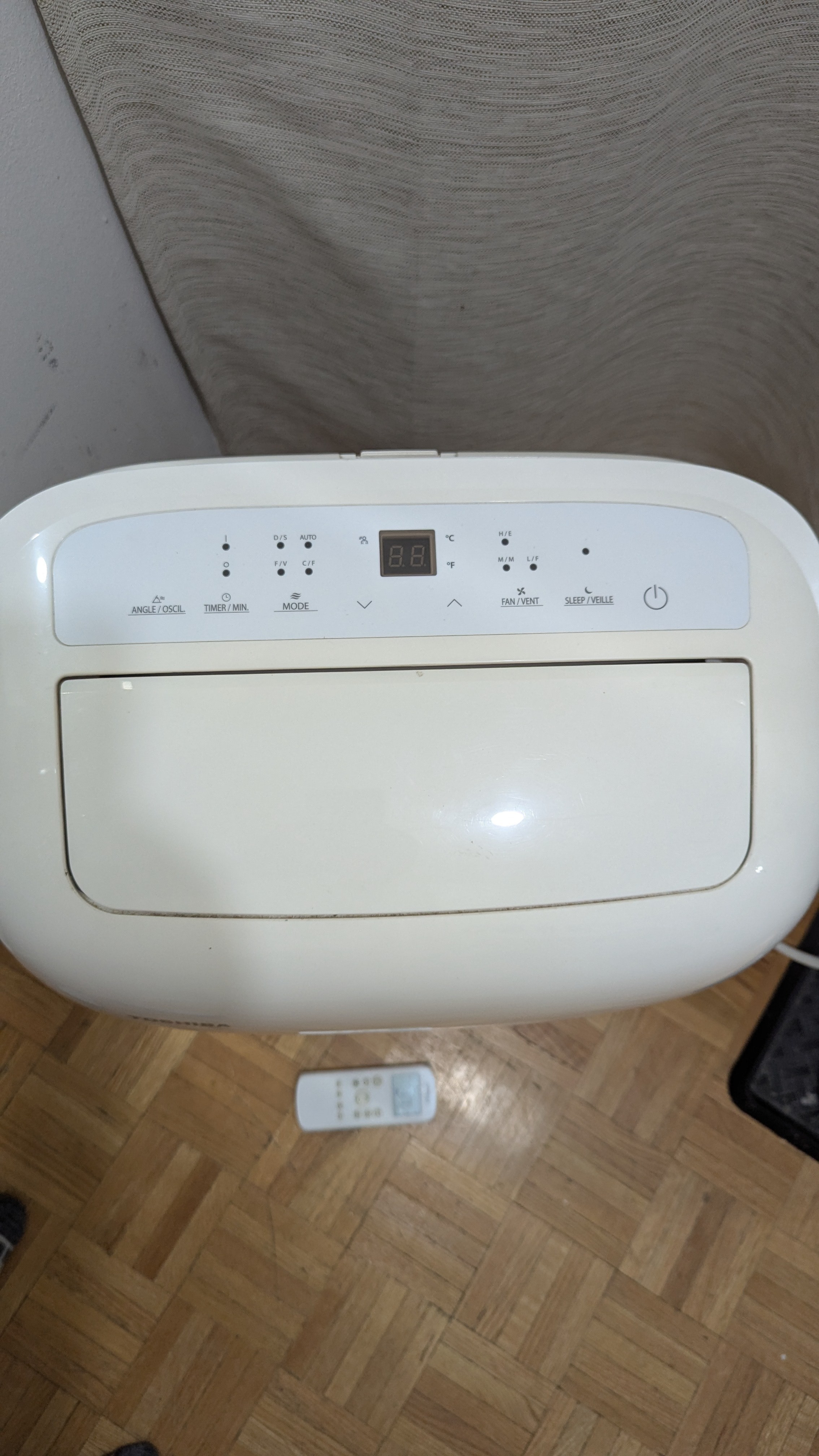 TOSHIBA 12,000 BTU 3-in-1 Portable Air Conditioner AC+Remote con - photo 2