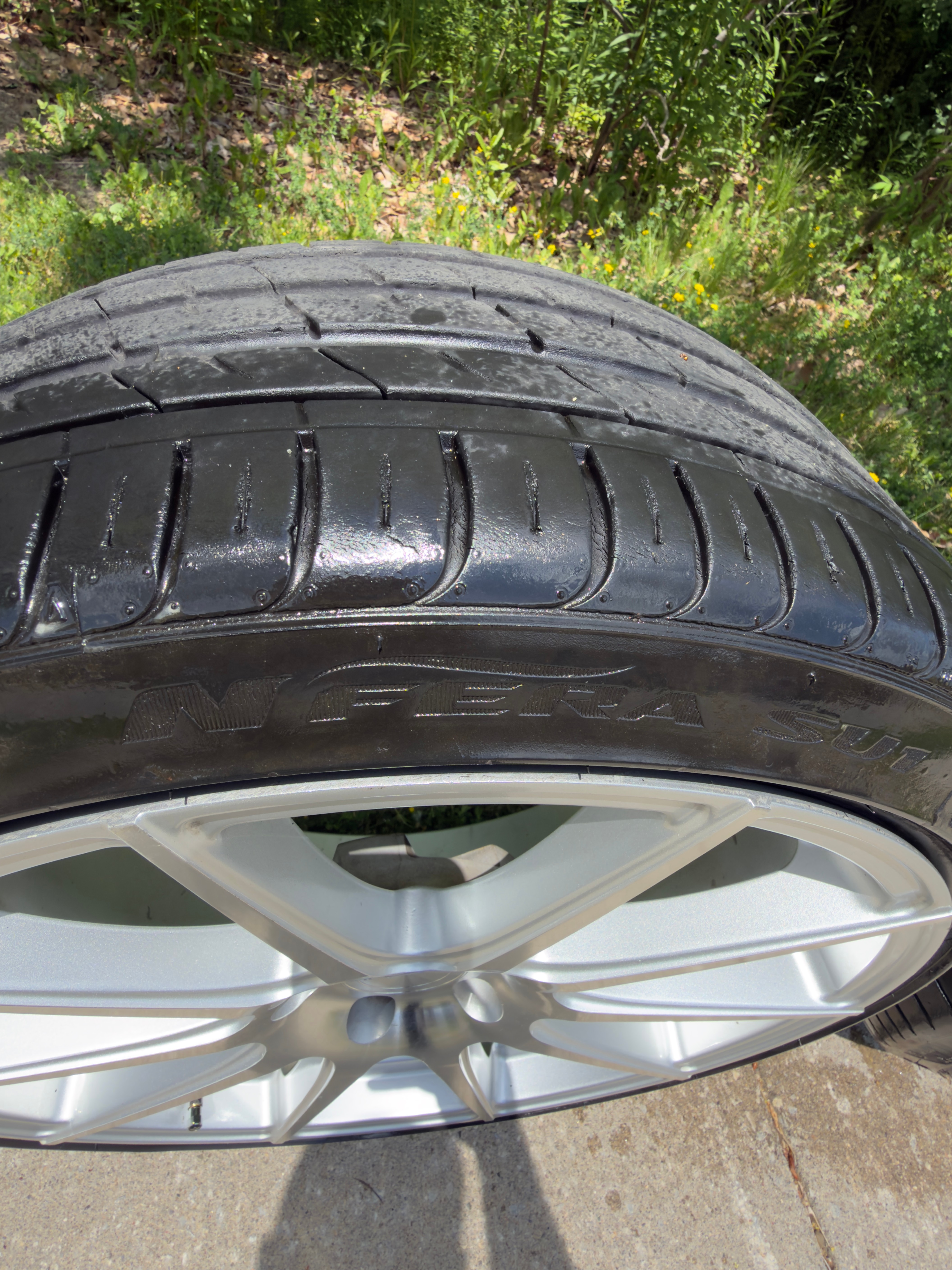 20" Incurve Rims w/tires 245/35 ZR20 - photo 2