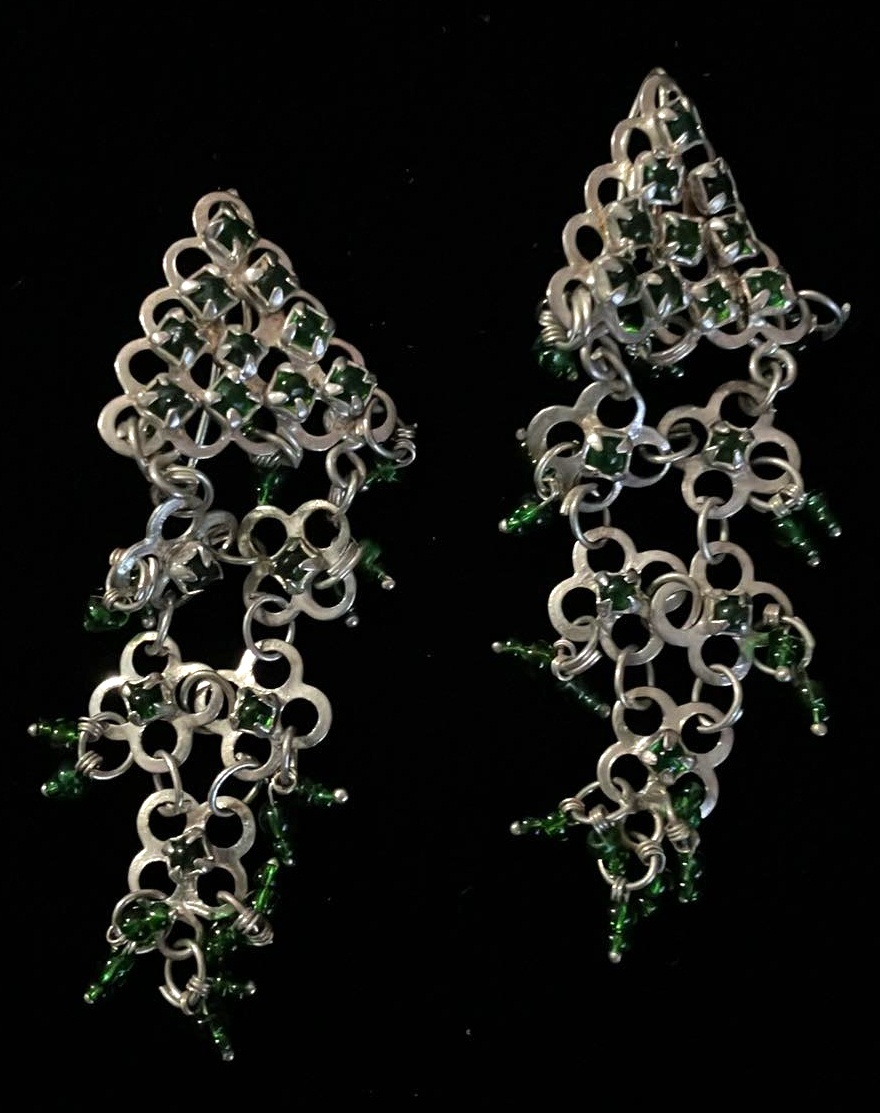 Earrings Green Beads Silver Tone (New)