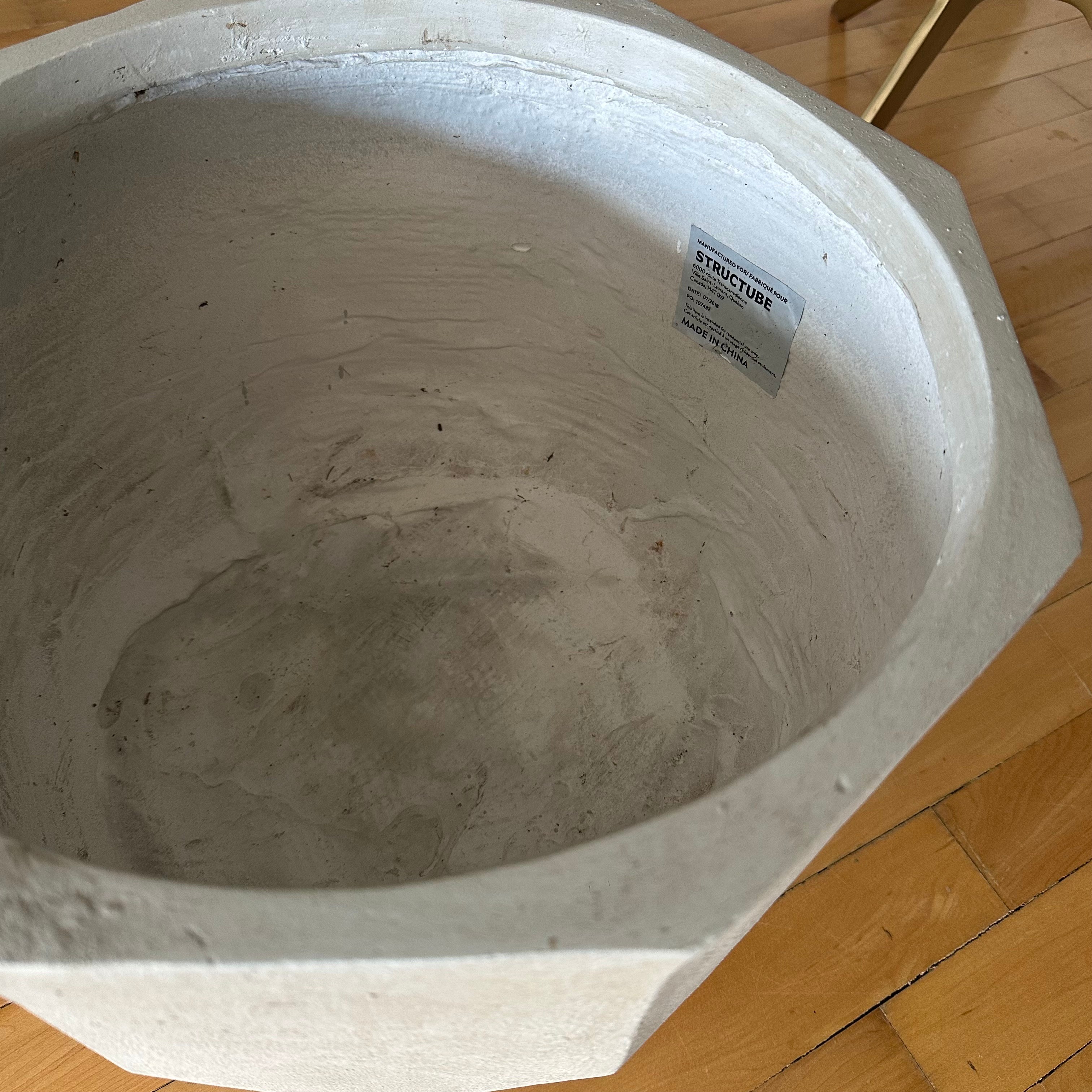 Structube Bikka Concrete Planter Set - photo 3