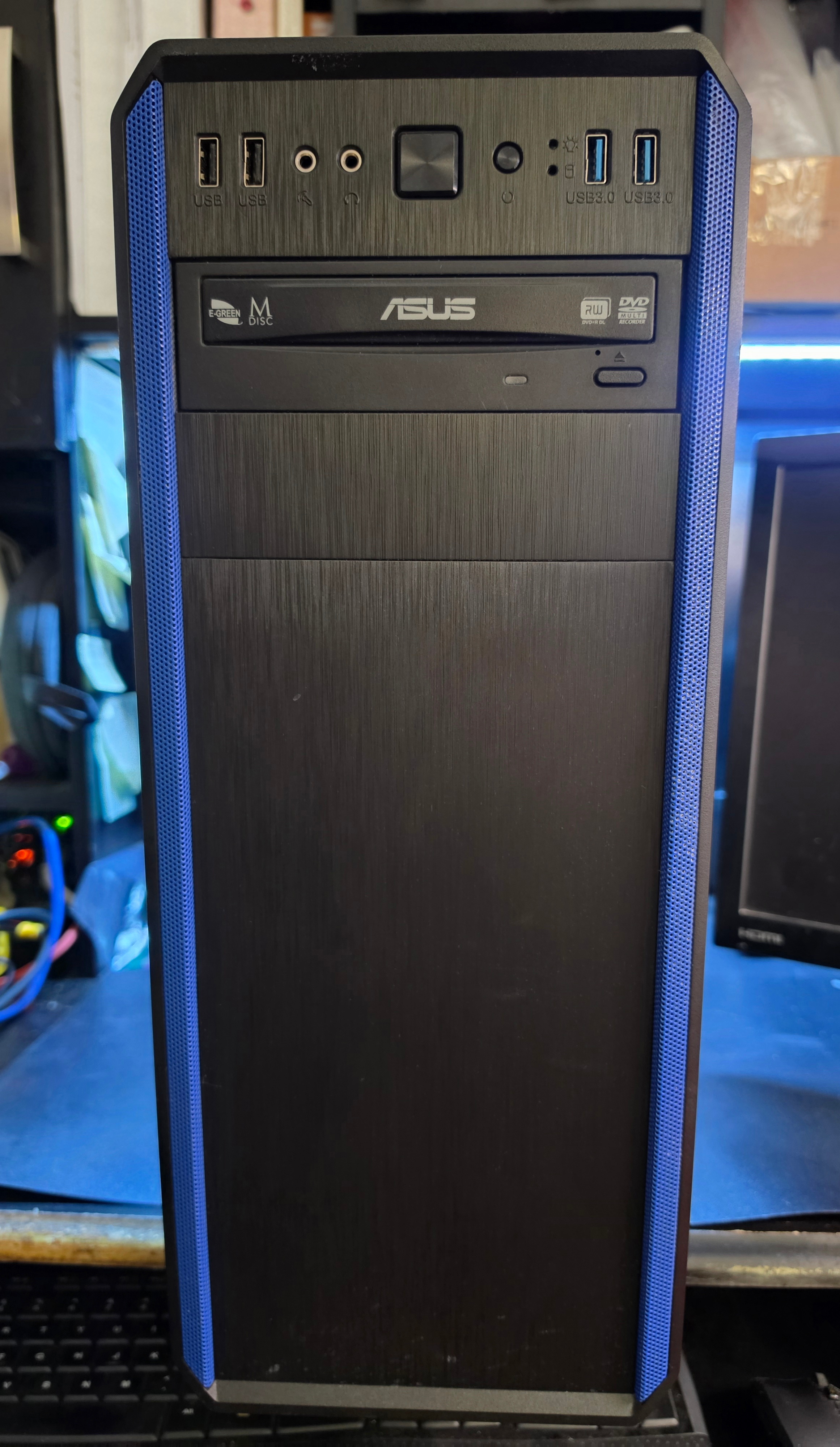MSI  Desktop Core i7-8700 32GB RAM 256GB NVMe 1TB HDD Win 11 Pro - photo 3
