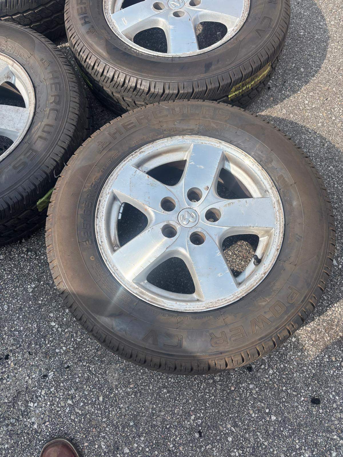 16"Grand Caravan /Town&Country/Intrepid(5x114)+225/65/R16 A/S - photo 2