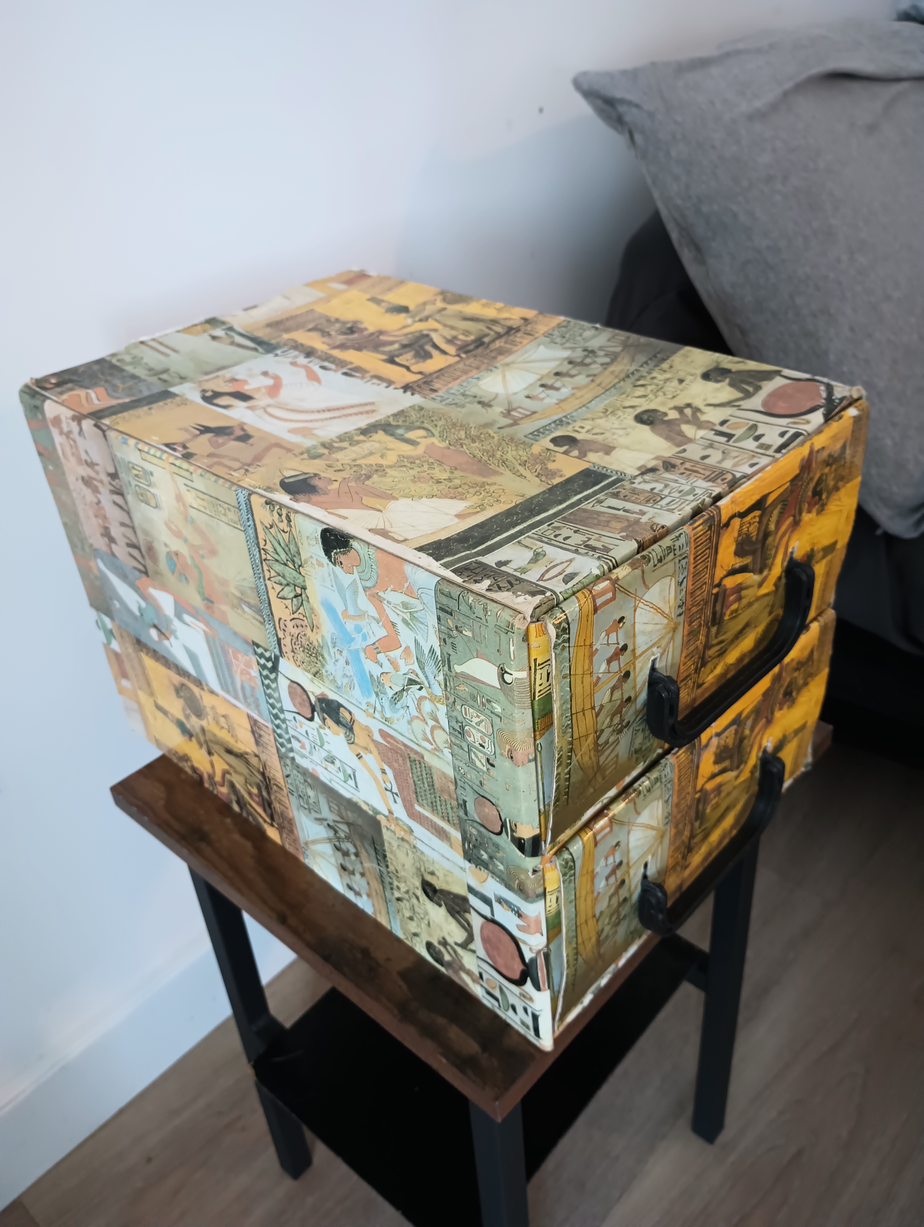 Decorative Storage Cardboard Chest with Egyptian Motif - photo 3