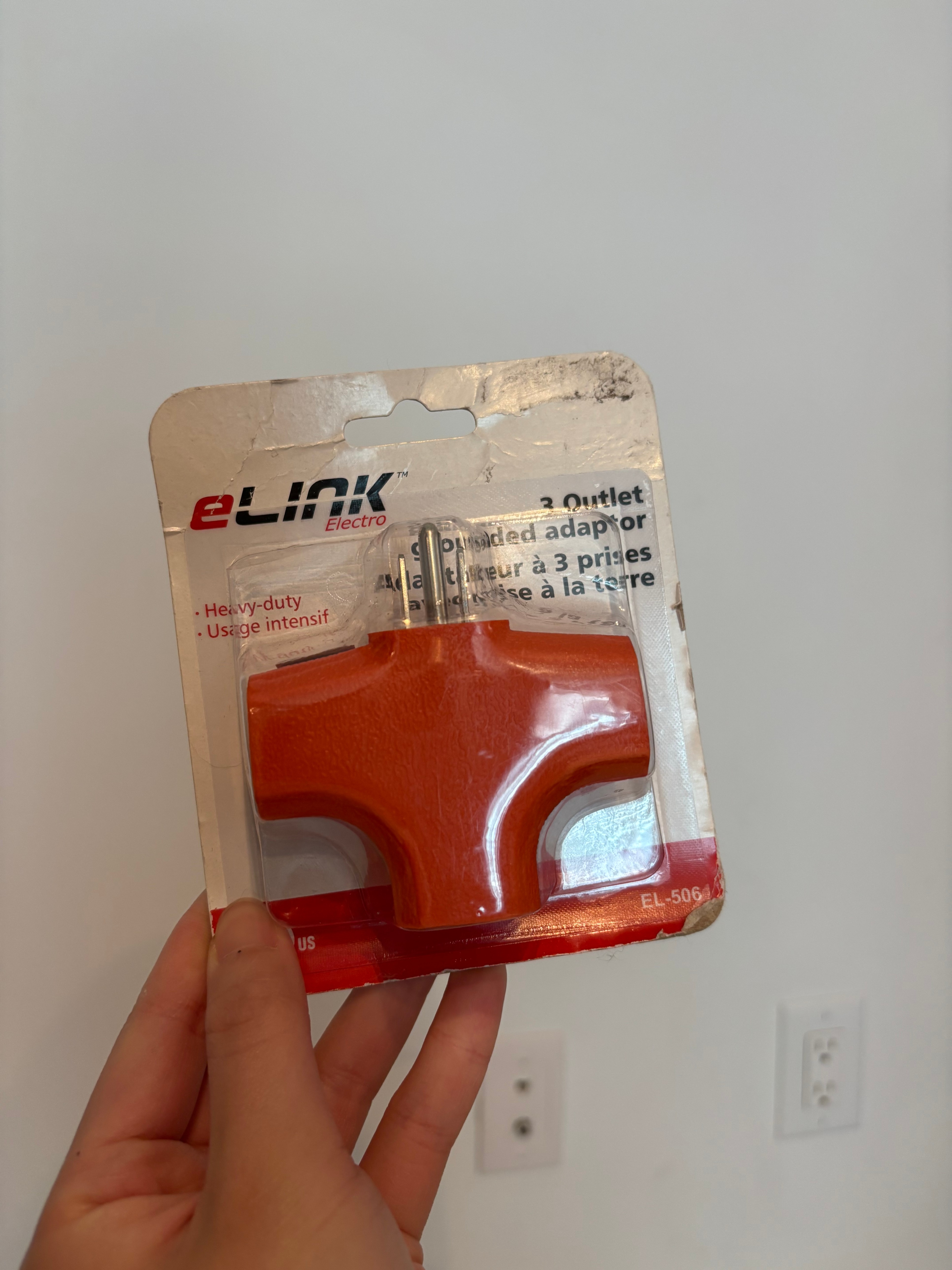 3 Outlet Grounded Adaptor