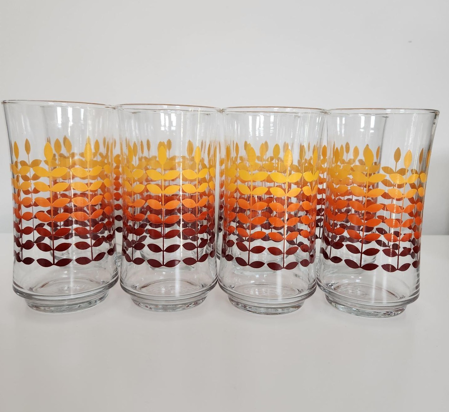 Set of 8 Mid-Century Tall Glasses, Ombre Wheat / Floral Pattern