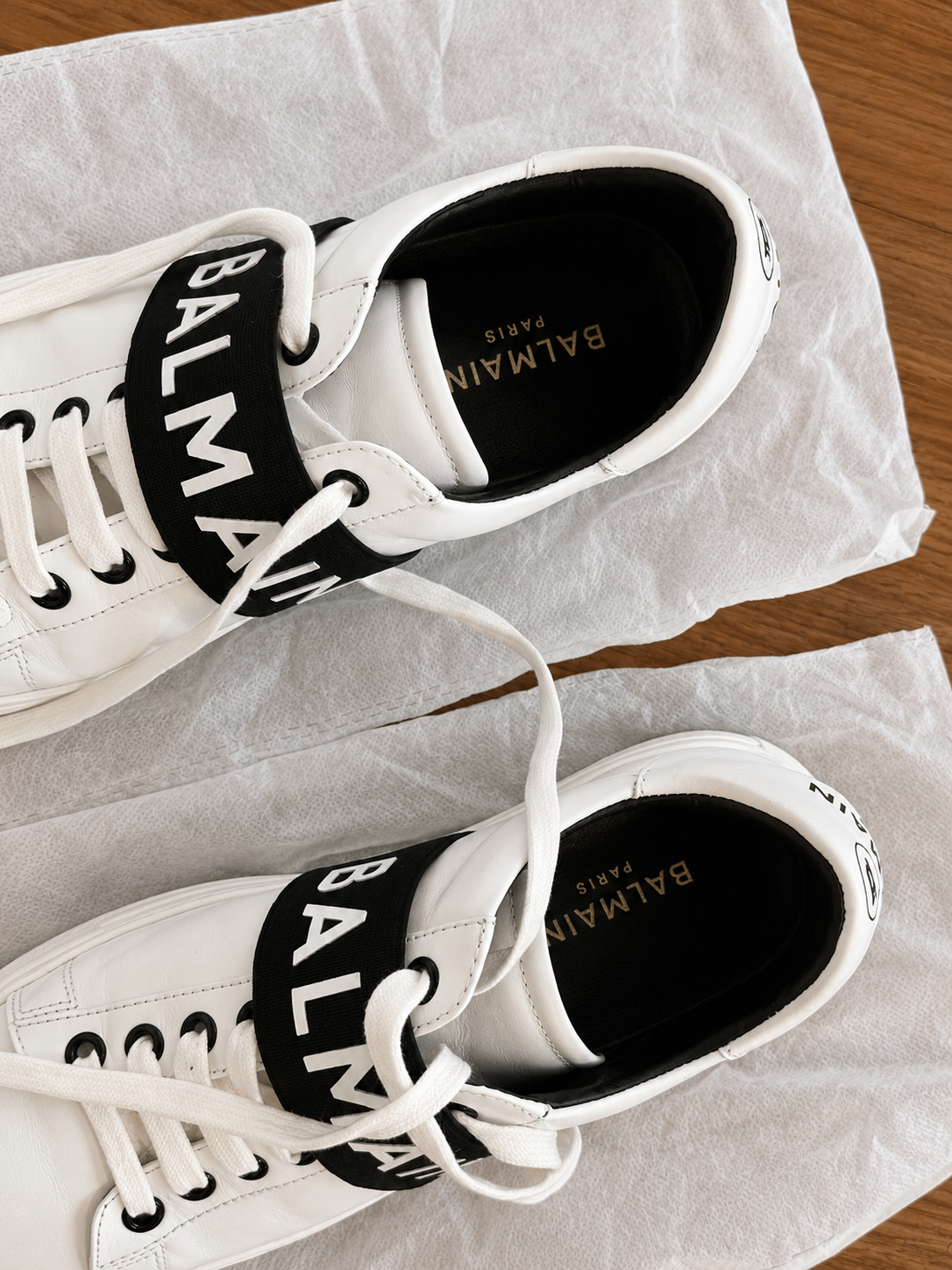 Balmain Logo Leather Sneakers – White | Women's Size 39 - photo 3