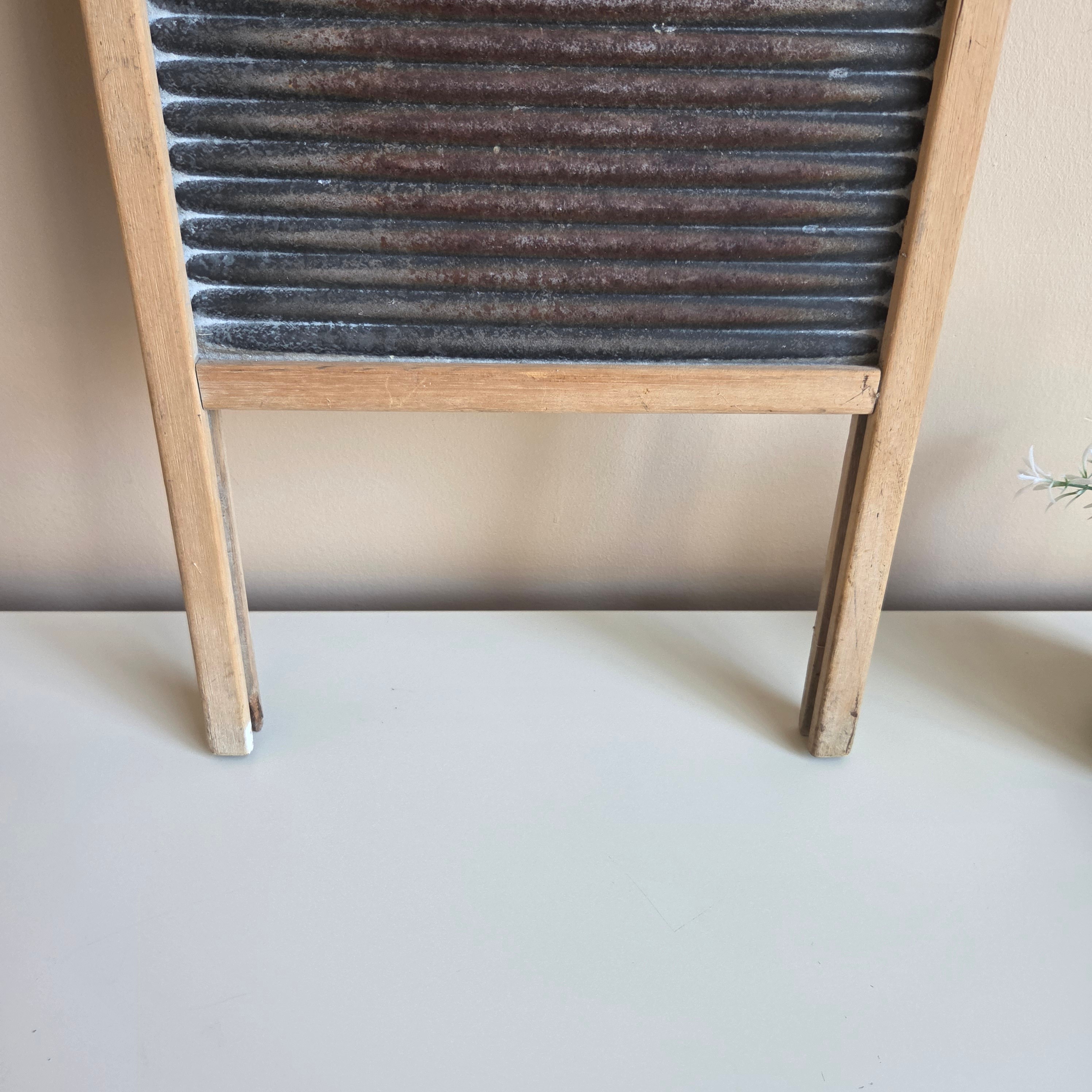 Washboard - ACME Antique Wood & Metal Washboard - Pre-Loved! 🧽 - photo 4