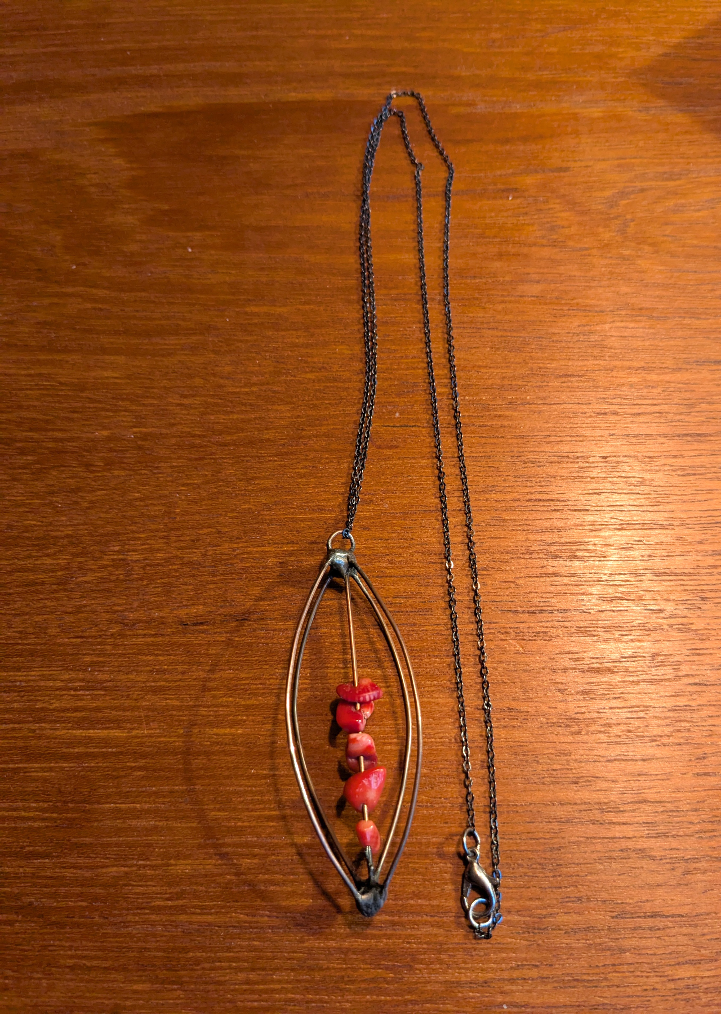 Kinetic necklace - red coral and copper wire - photo 2