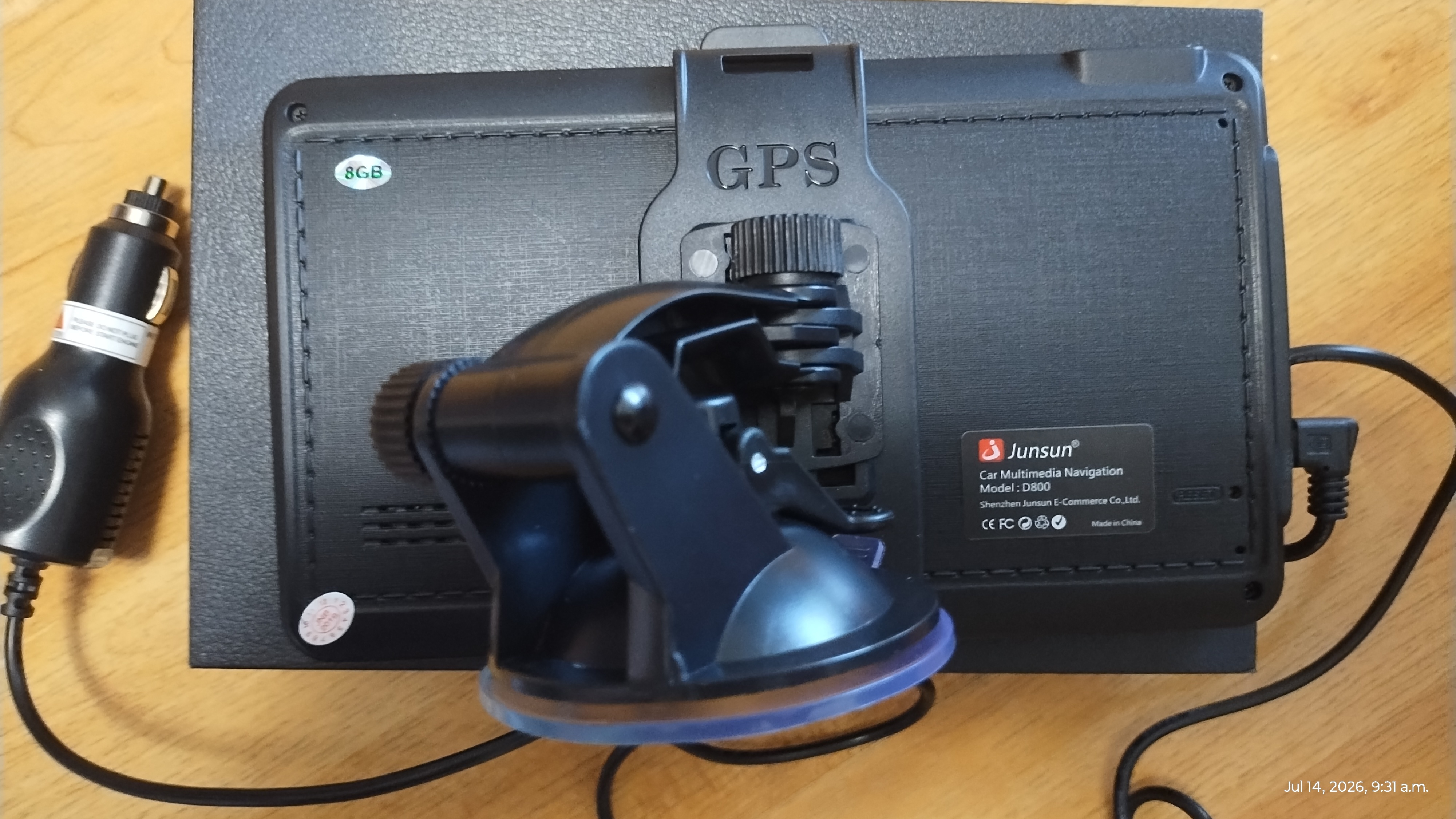 Junsun D800 7" GPS Navigation with Car Charger & Mount - photo 4