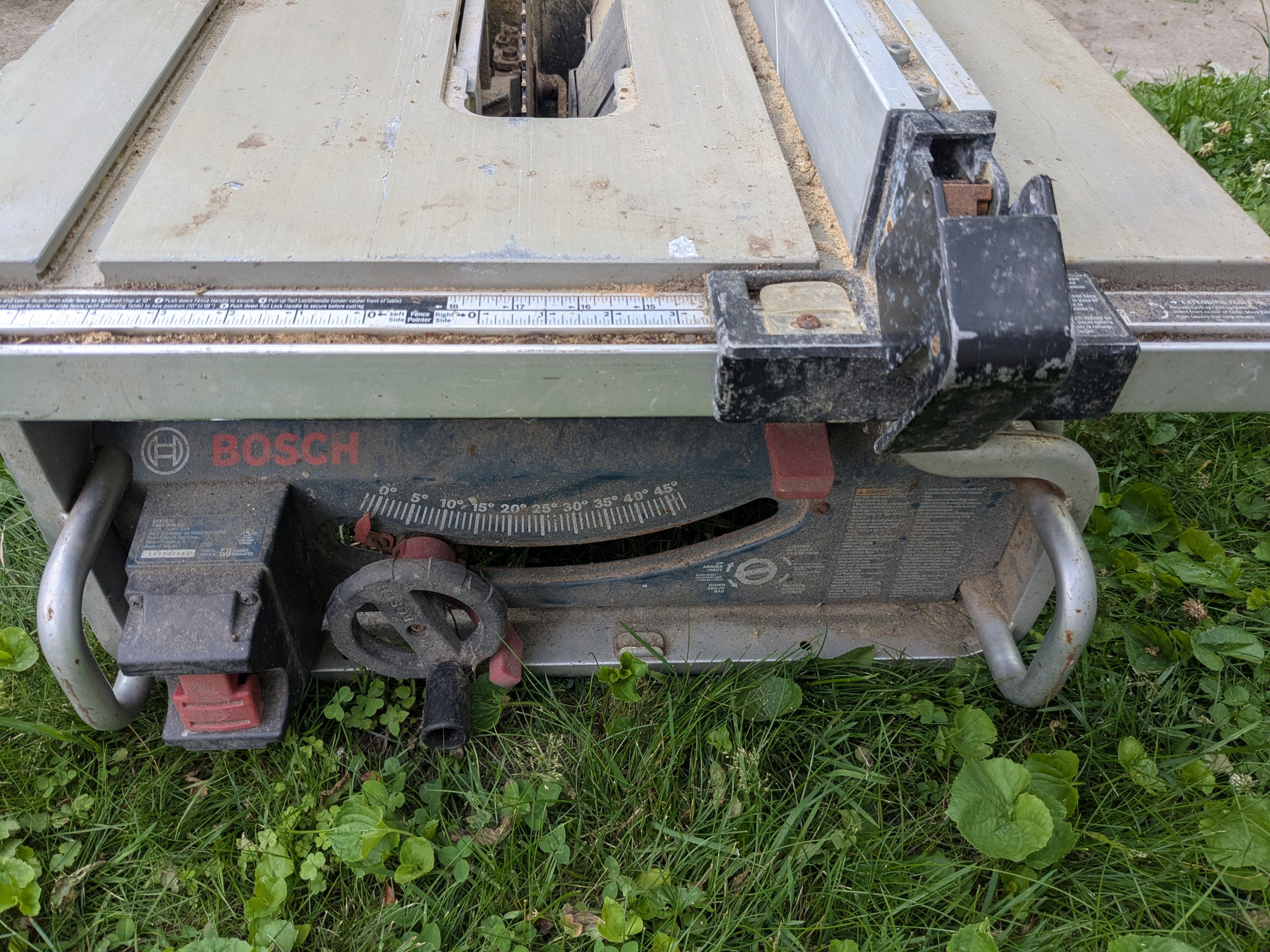 Bosch GTS1031 10′′ Jobsite Table Saw - photo 3