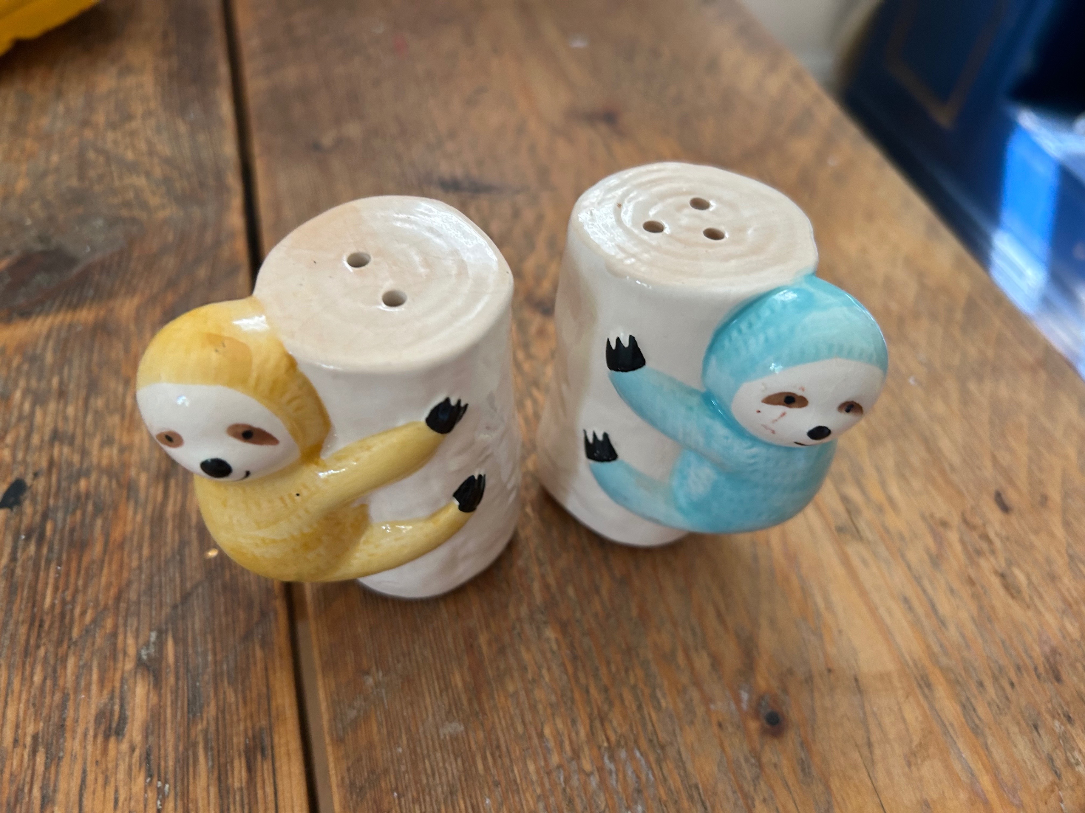 Ceramic Salt & Pepper Sloth Shakers - photo 2
