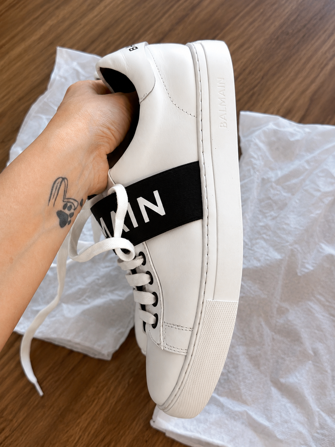 Balmain Logo Leather Sneakers – White | Women's Size 39 - photo 4