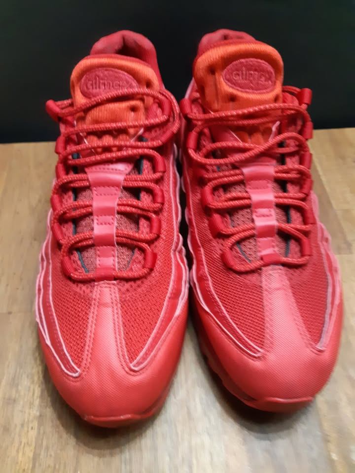 Nike Air Max 95 Triple Red Varsity Men's Size 9.5