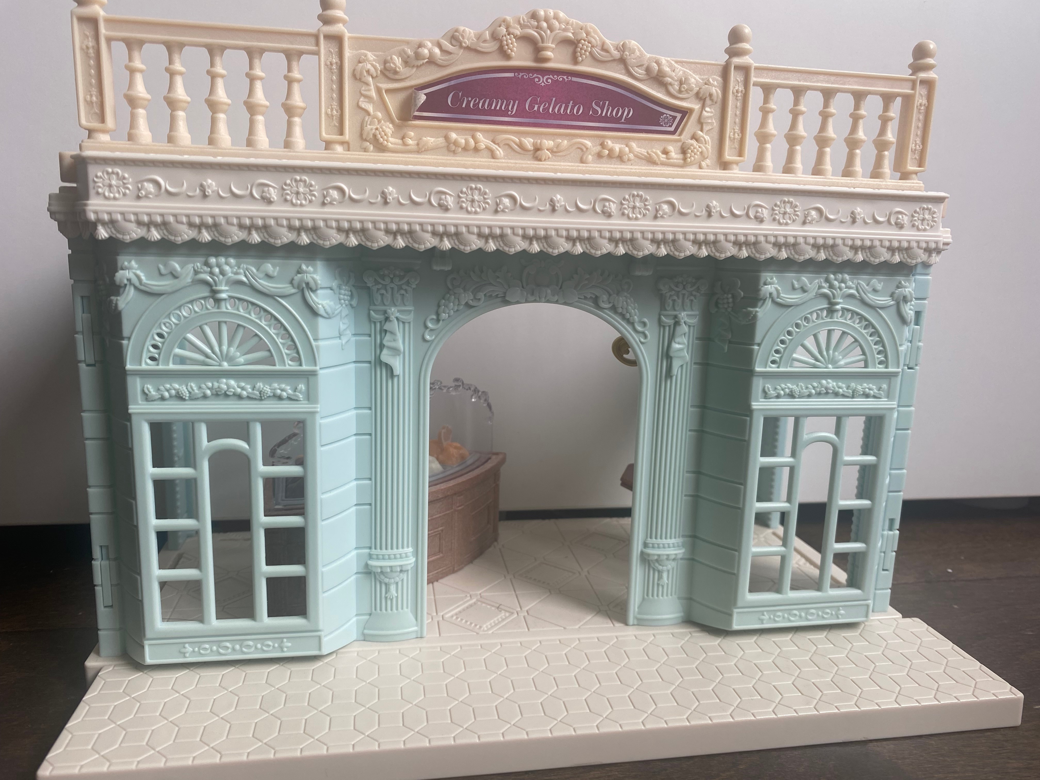 Calico Critters Creamy Gelato shop