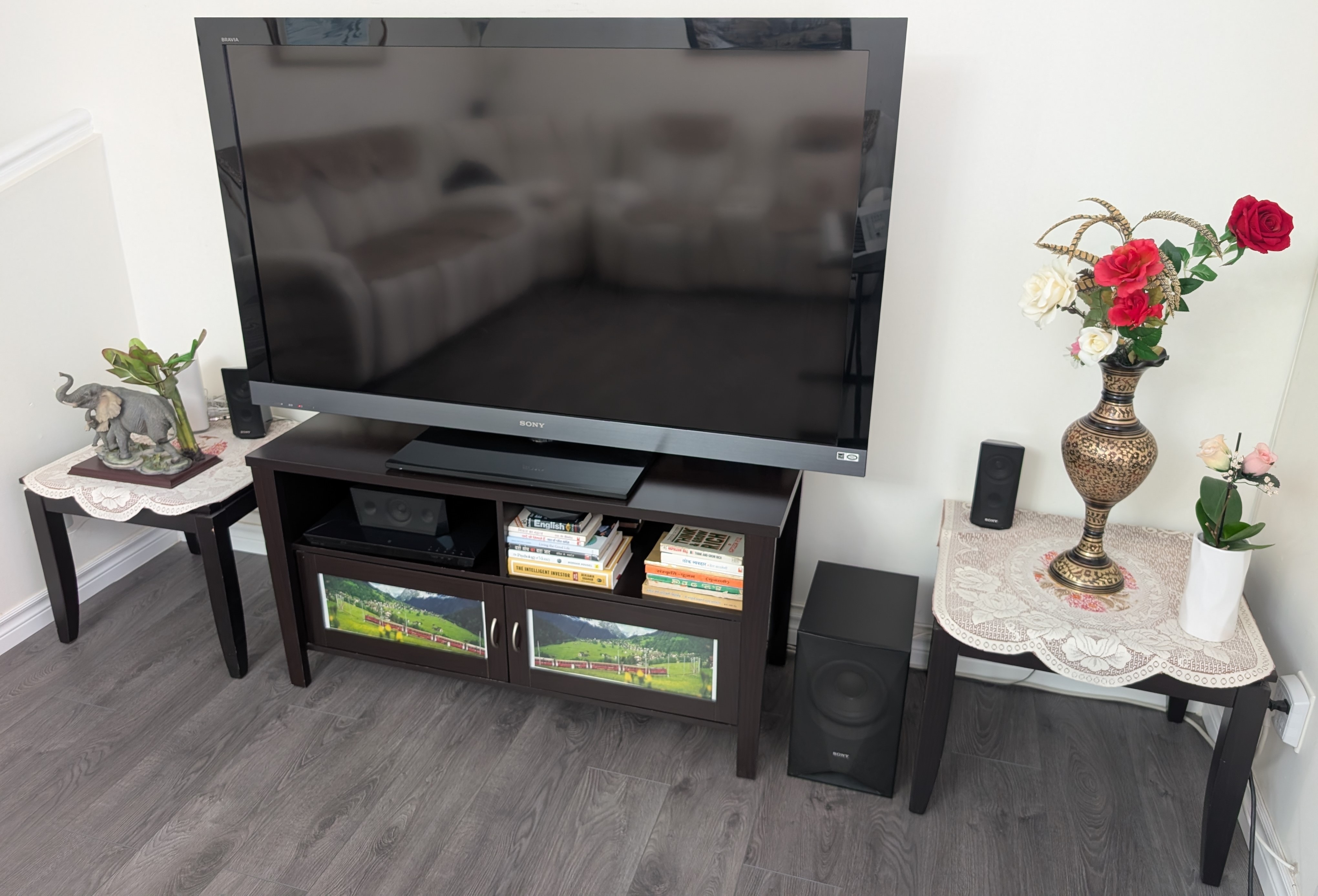 Sony BRAVIA TV with TV Stand 60 1080p 120Hz LCD HDTV $200