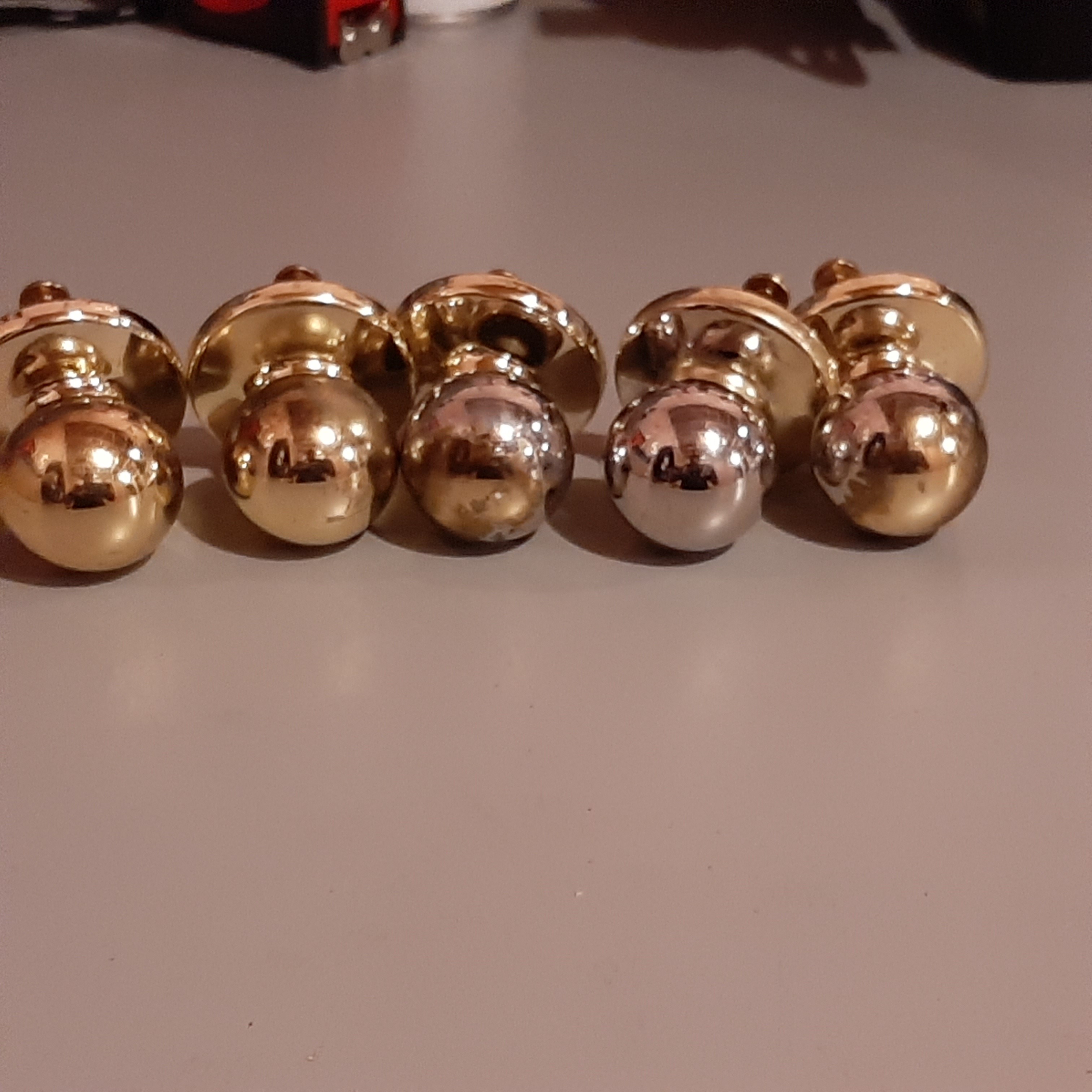 Set of 5 Drawer Pulls / Cabinet Knobs