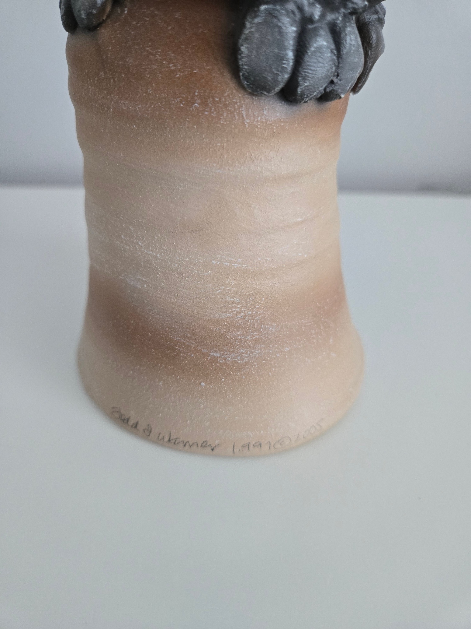 Todd J. Warner Pottery Elephant Dinner Bell - photo 4