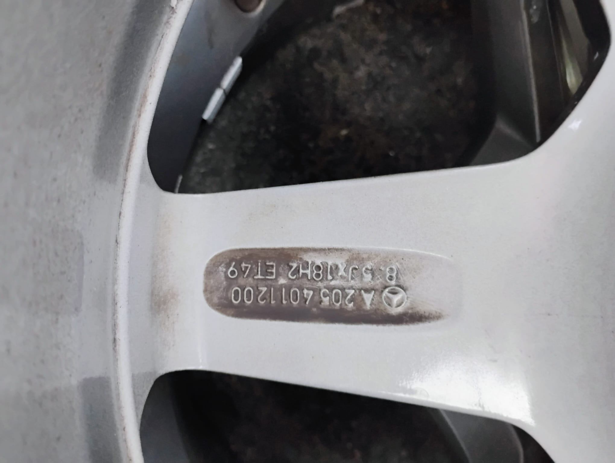 Set of 2 Mercedes 5 Star AMG Aluminum 18" Rims - photo 4