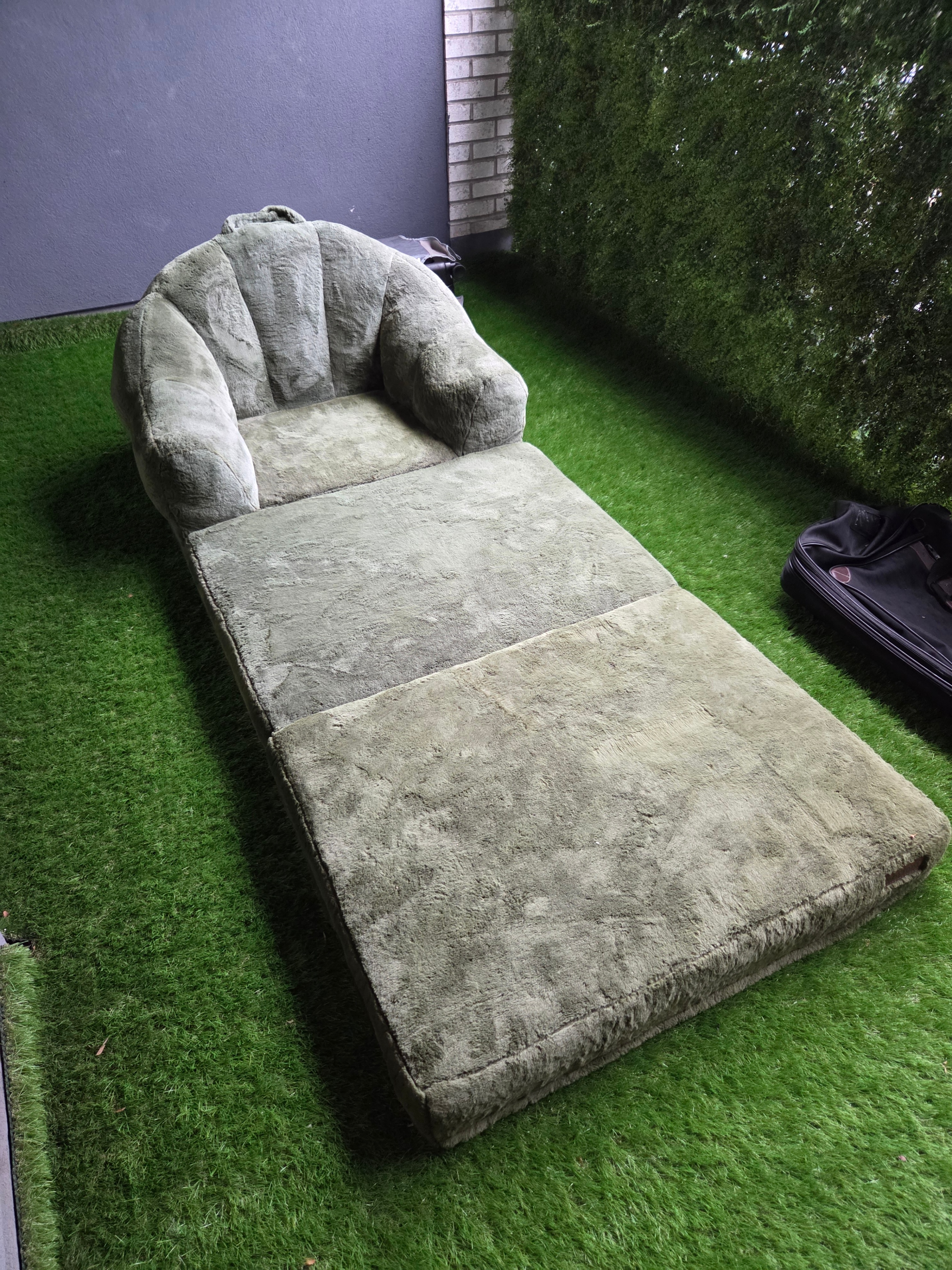 [Used] 2in 1 convertible Sofa Bed (Single size) (Green) - photo 2