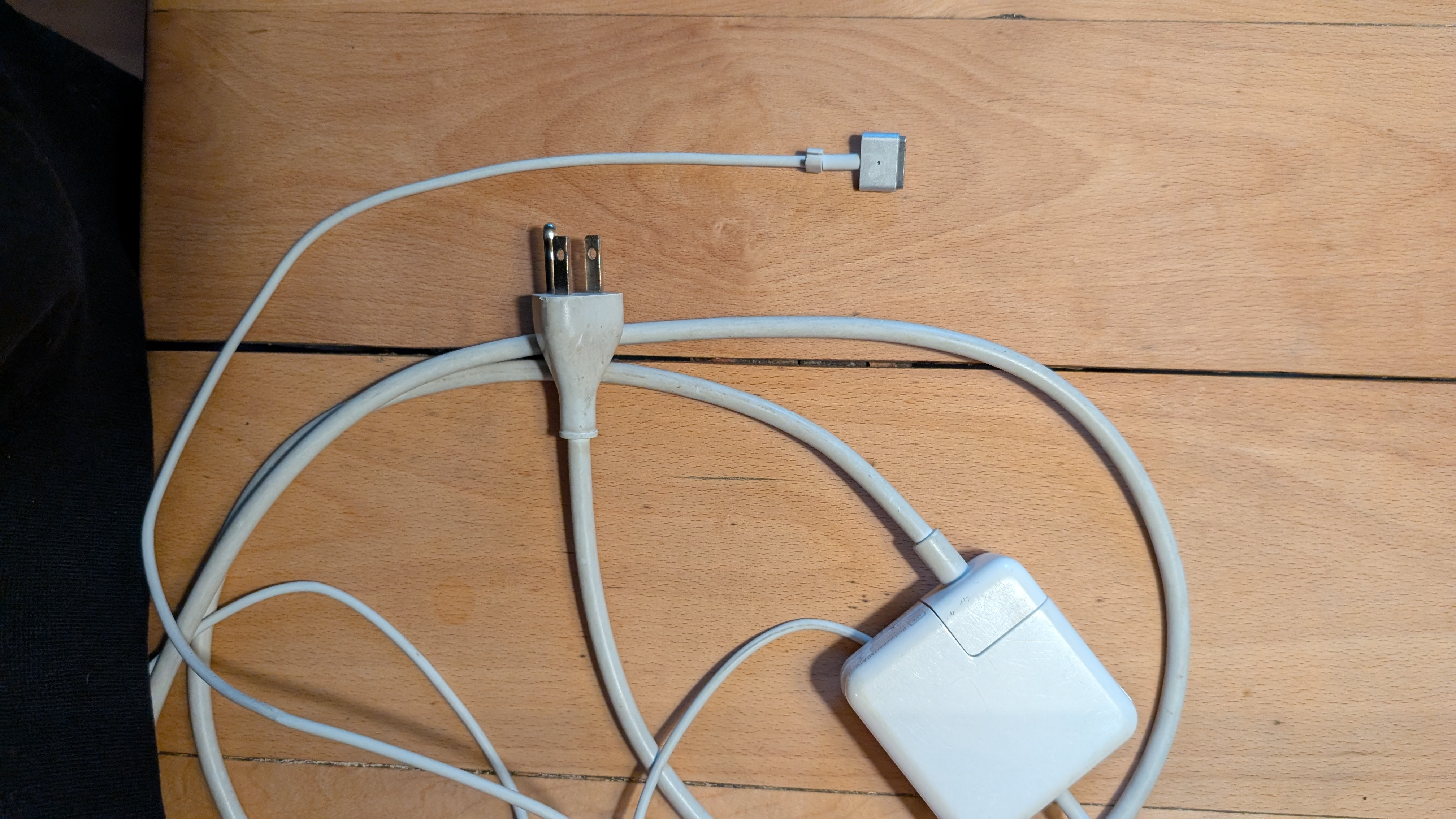 Apple MacBook Air 13" (2014) Laptop - photo 4