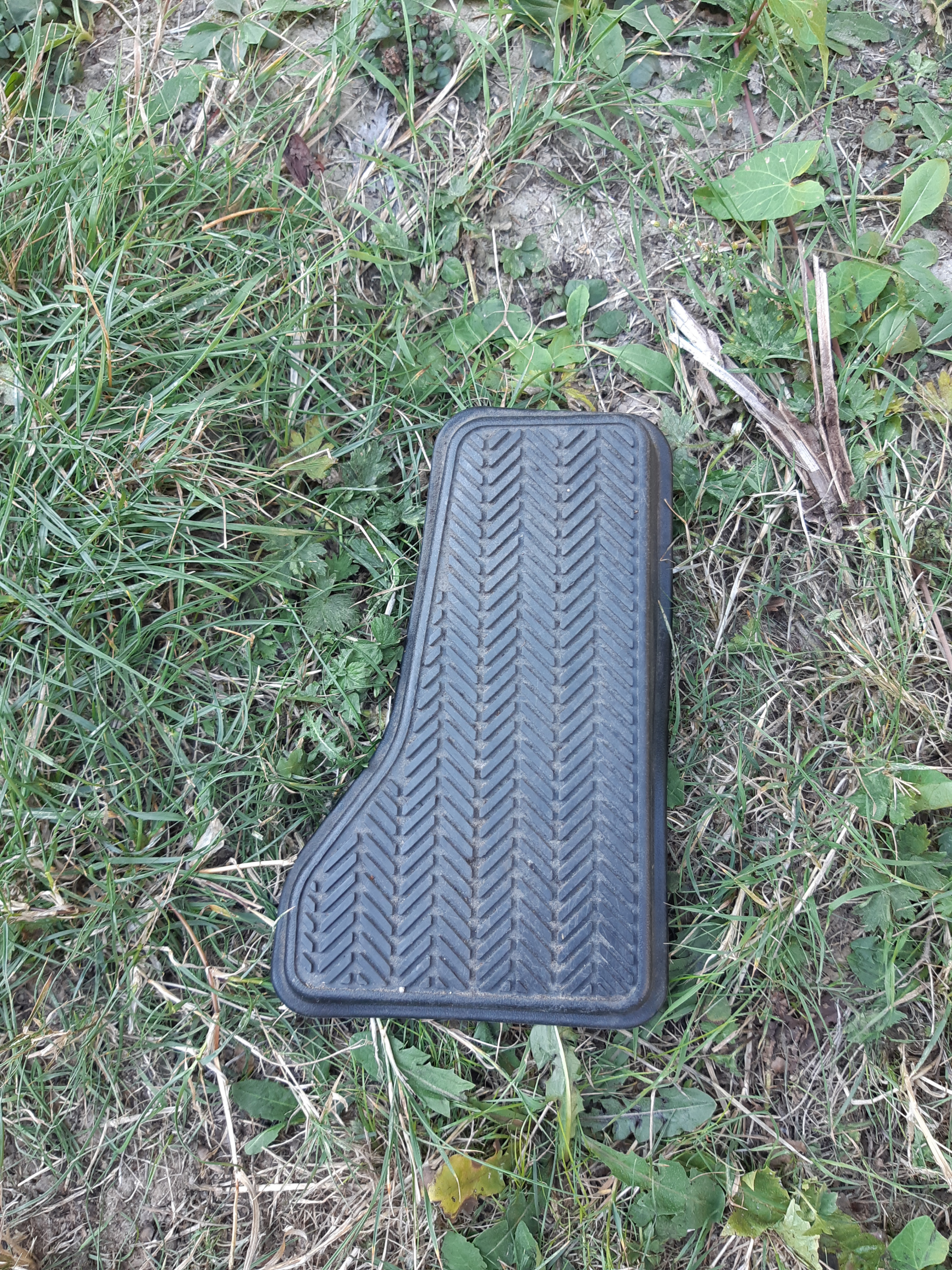 Toyota Celica 00-05 GT/GTS Driver Side Foot Rest