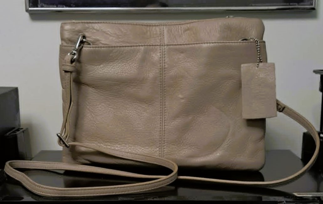 Authentic Danier 2Tone Genuine Leather Crossbody Bag Cream Taupe - photo 5