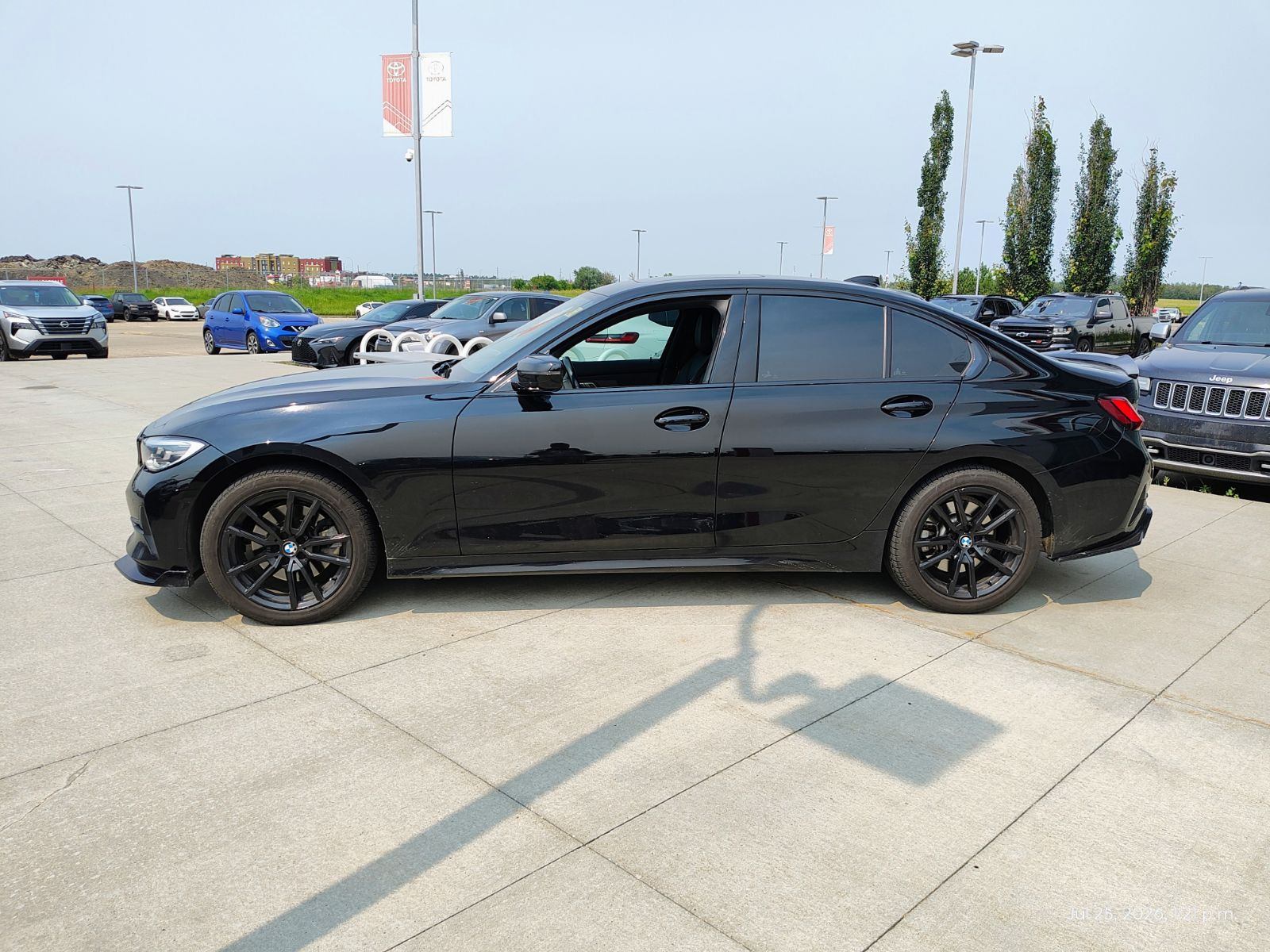2022 BMW 330i xDrive - photo 4