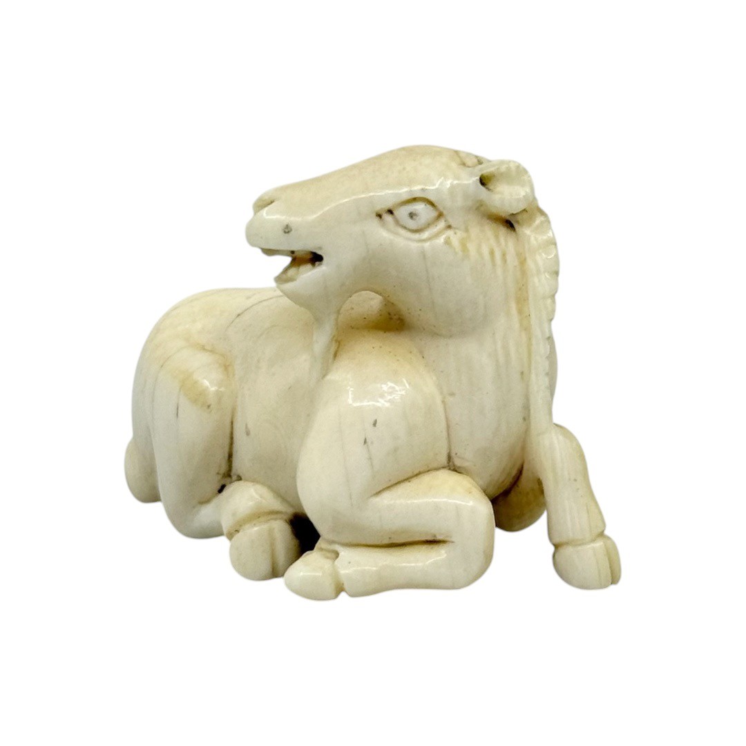 Showa period Japanese carved bone Goat netsuke - GM1226 - photo 2