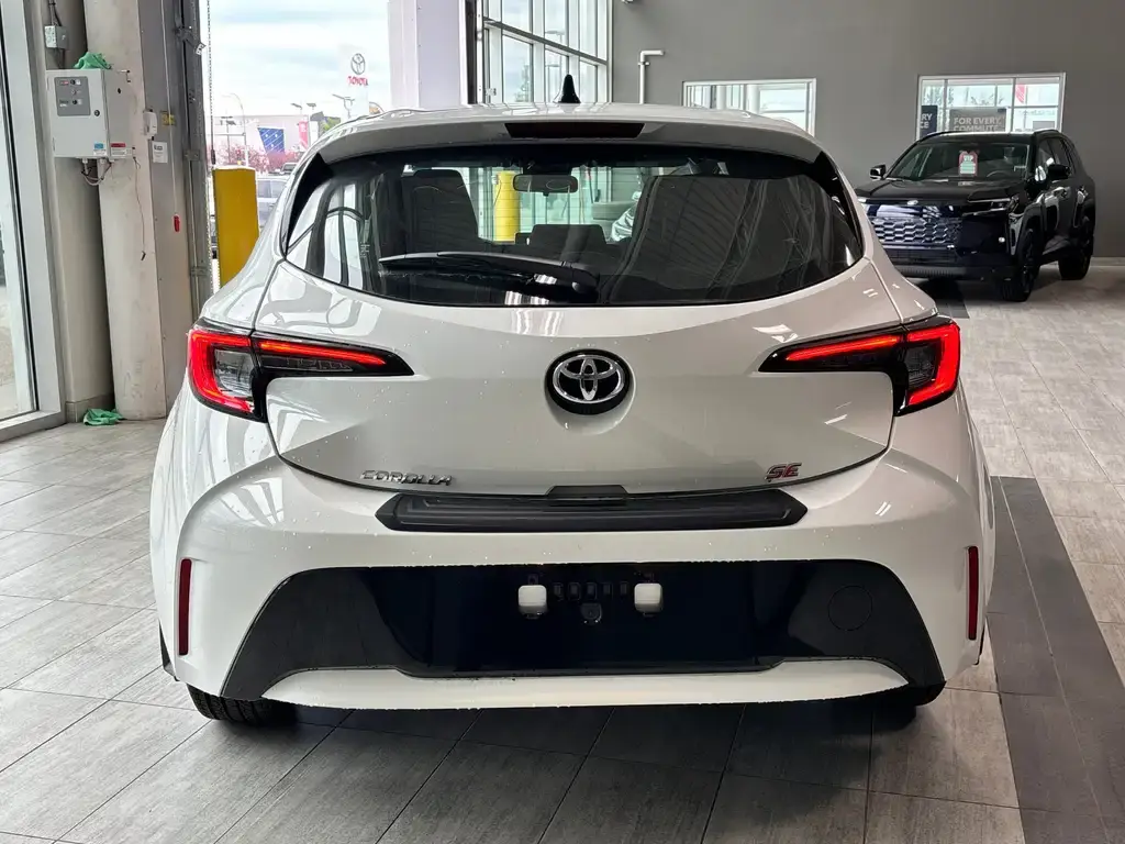 2026 Toyota Corolla Hatchback - photo 4