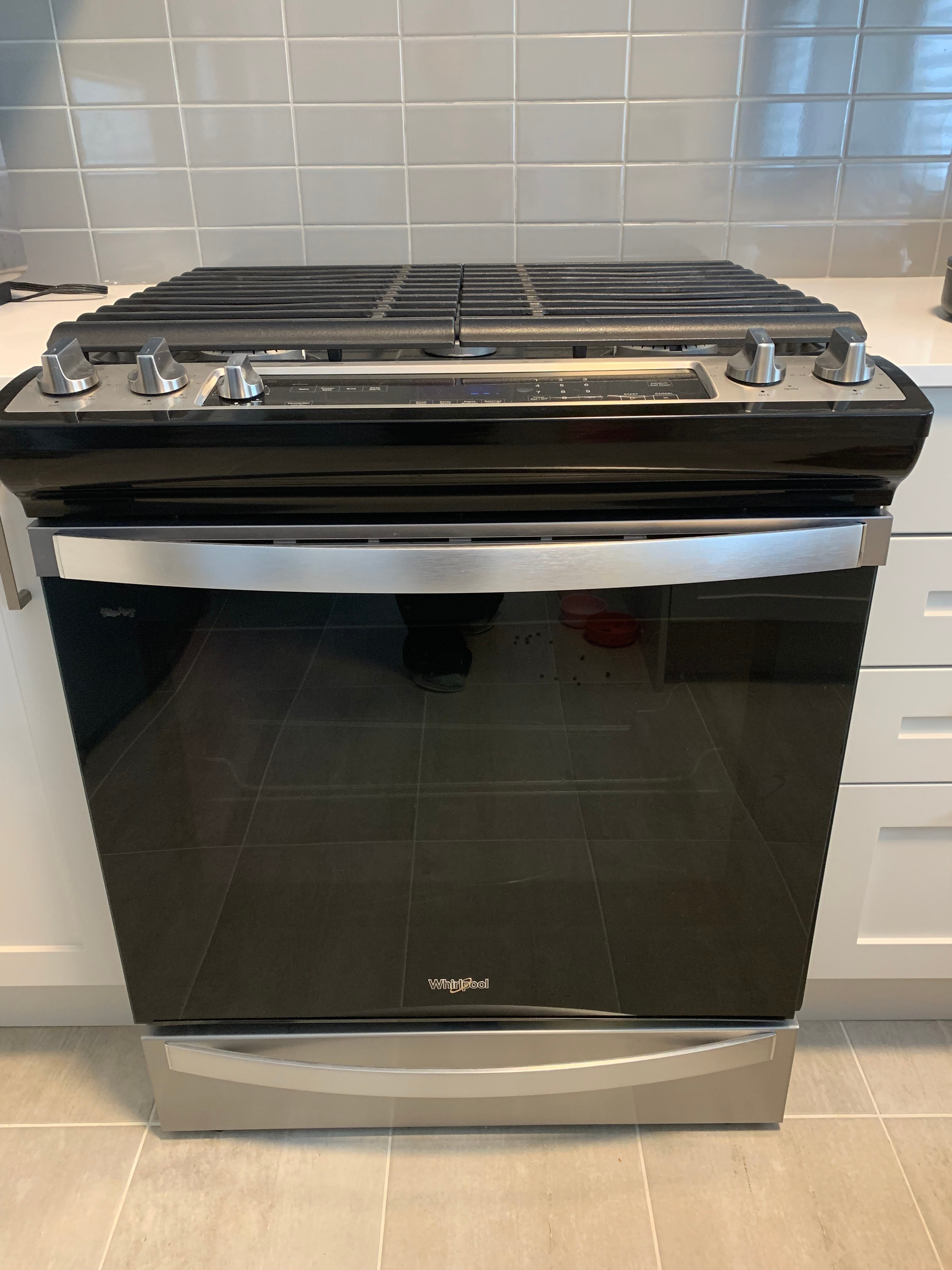 Like New Whirlpool 30" Gas Range – Stainless Steel