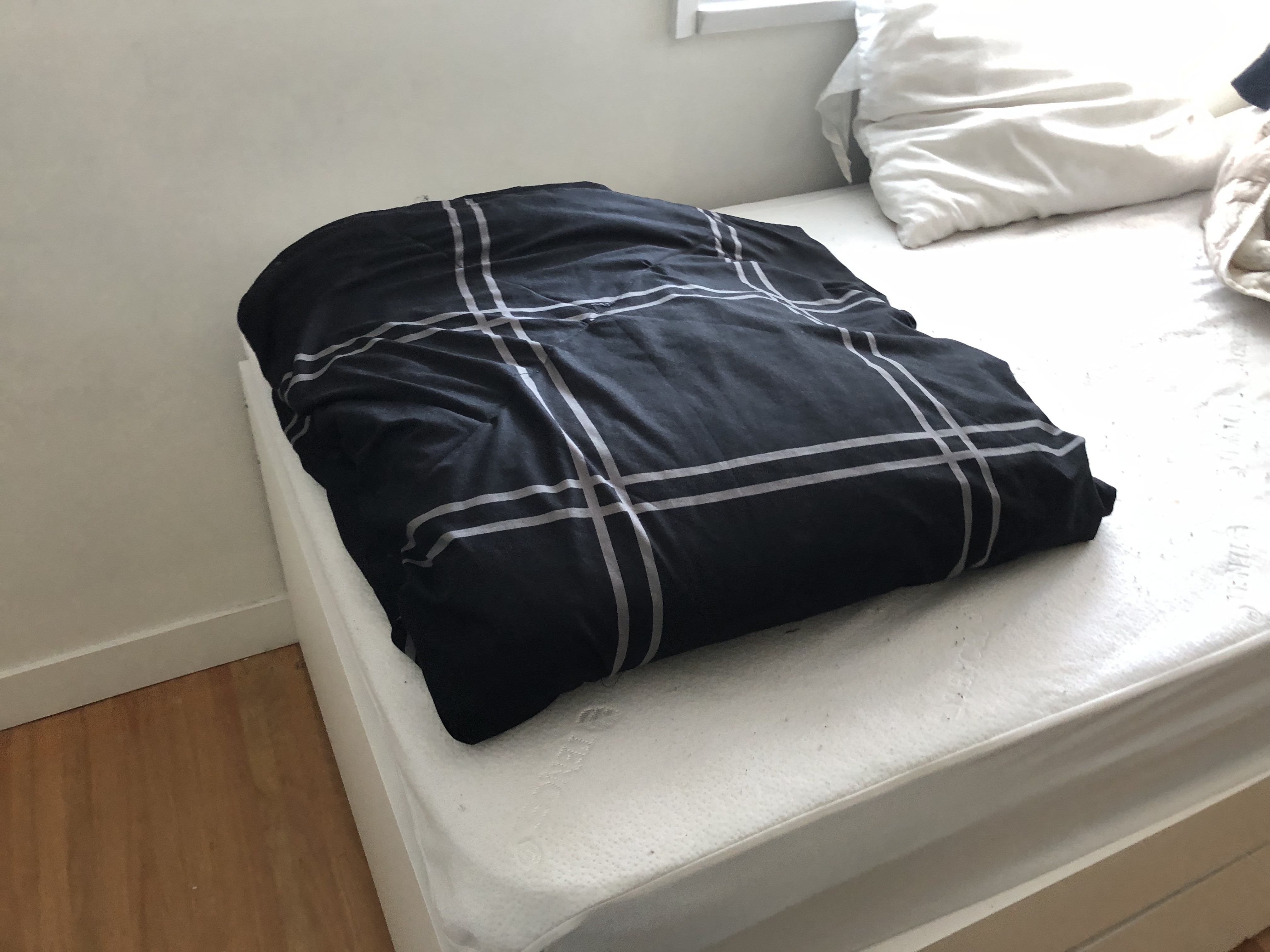 Comforters & Pillows Bundle - photo 4