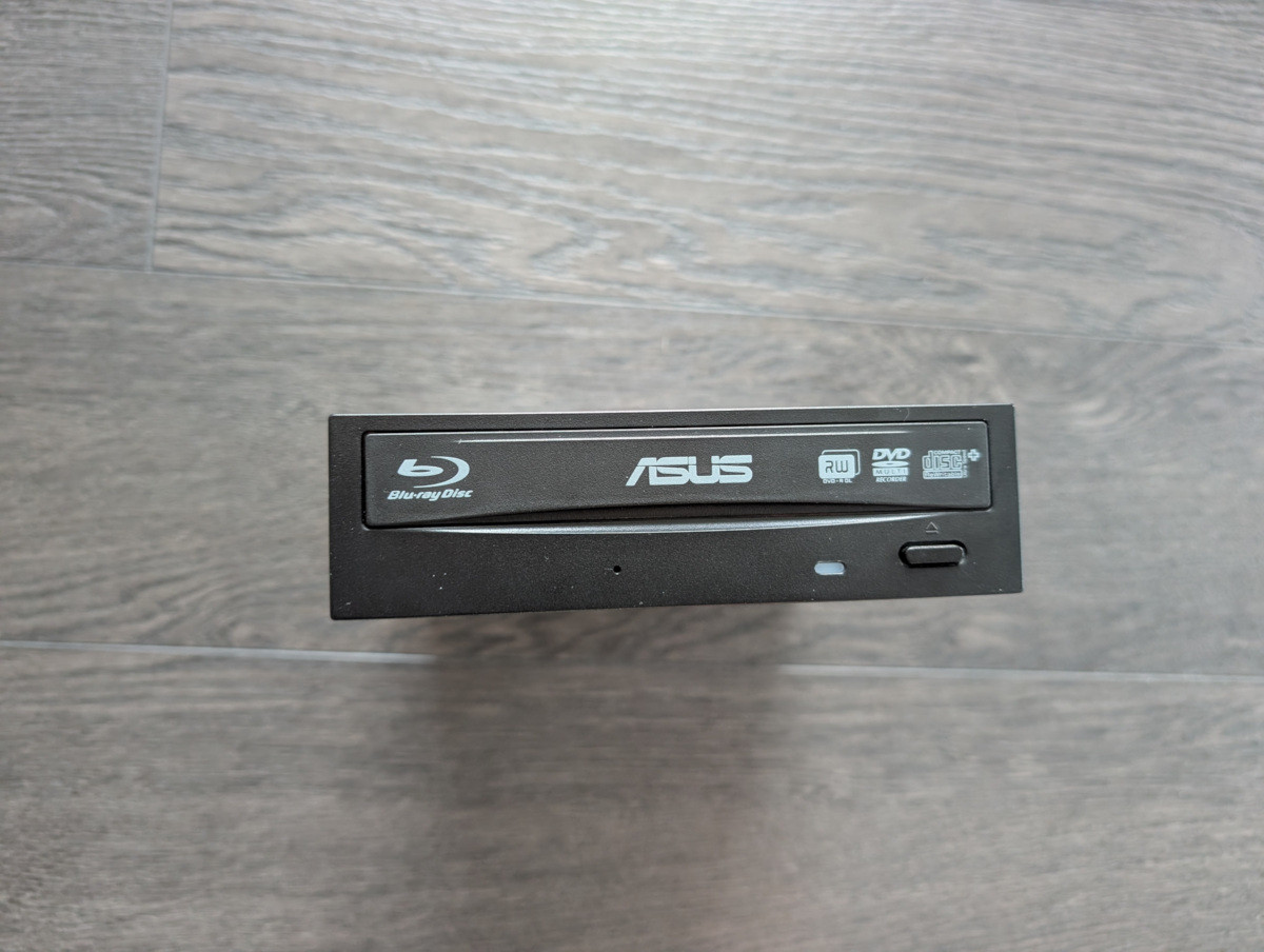 Asus DVD/Blu-Ray Rewritable internal 5.25" drive (BW-12B1ST)