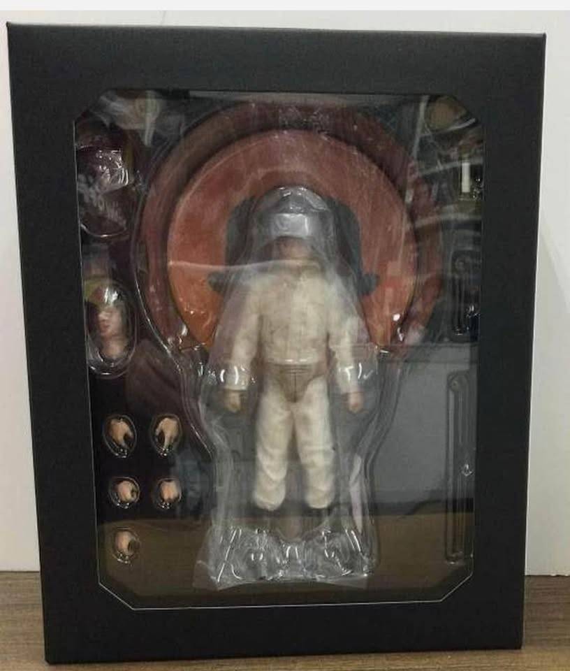 Rare Mezco Clockwork Orange Alex DeLarge Figure - photo 4