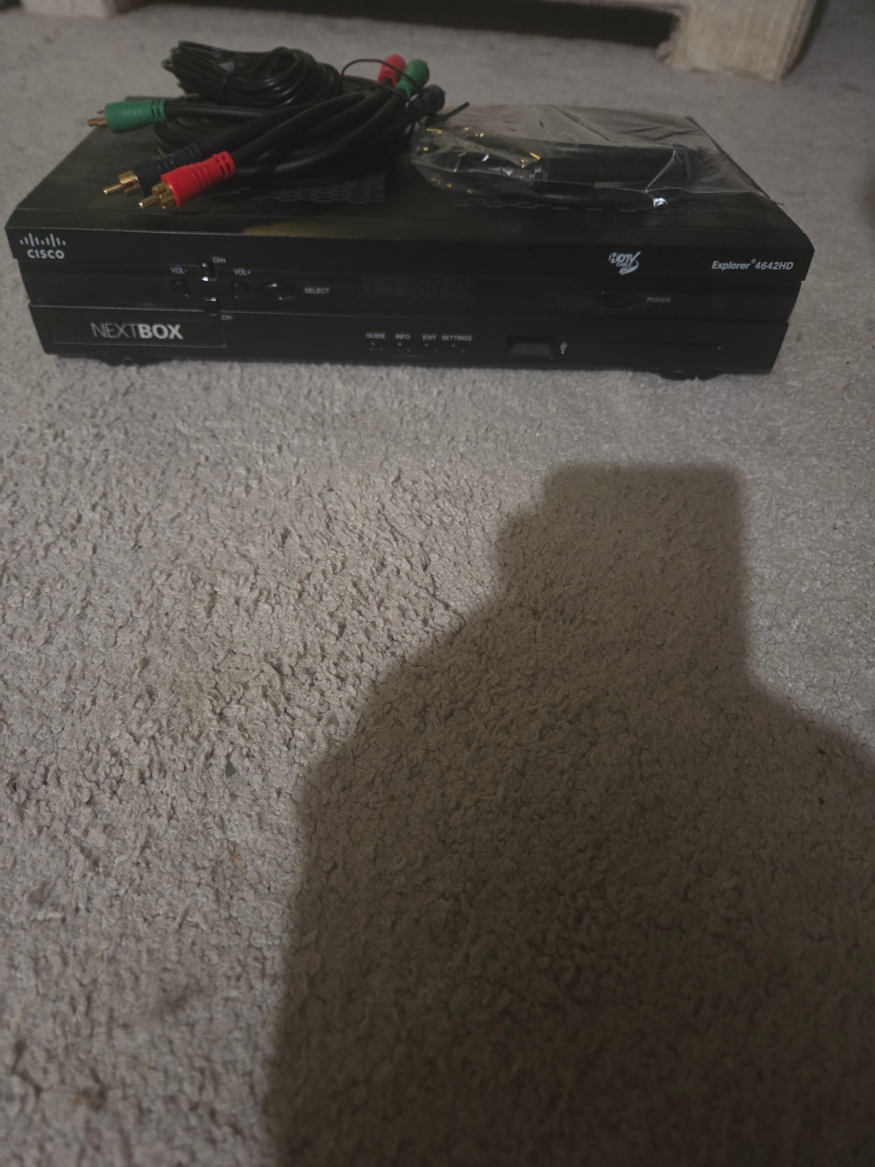 Rogers Cisco Nextbox Explorer 4642HD Cable Box, Owned not Rented