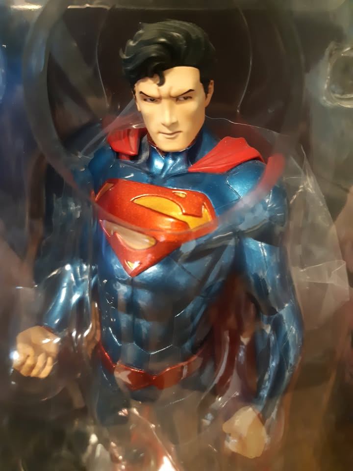 Kotobukiya ARTFX + 1/10 Scale Superman - photo 2