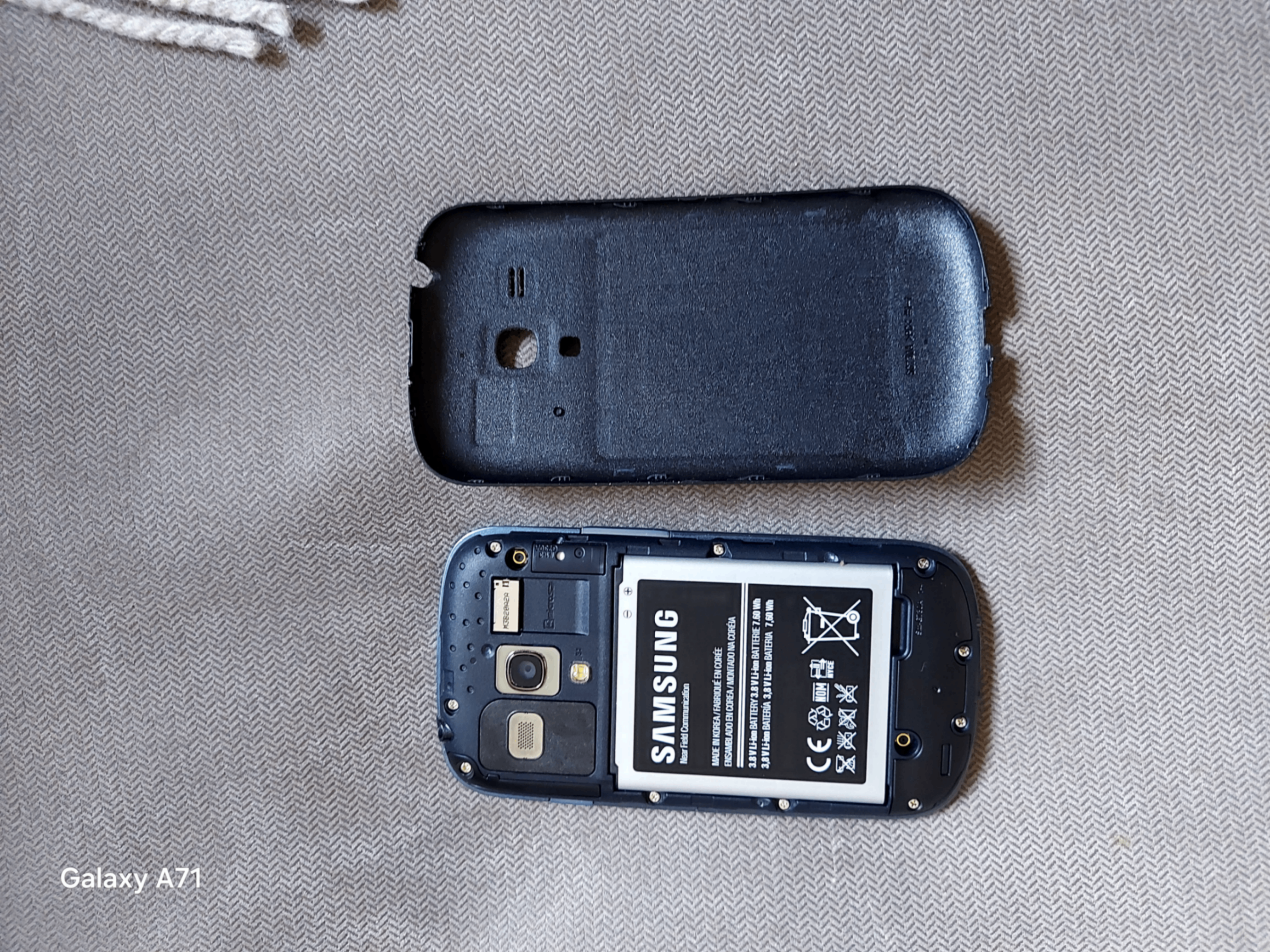 Samsung Galaxy S3 Mini - photo 4