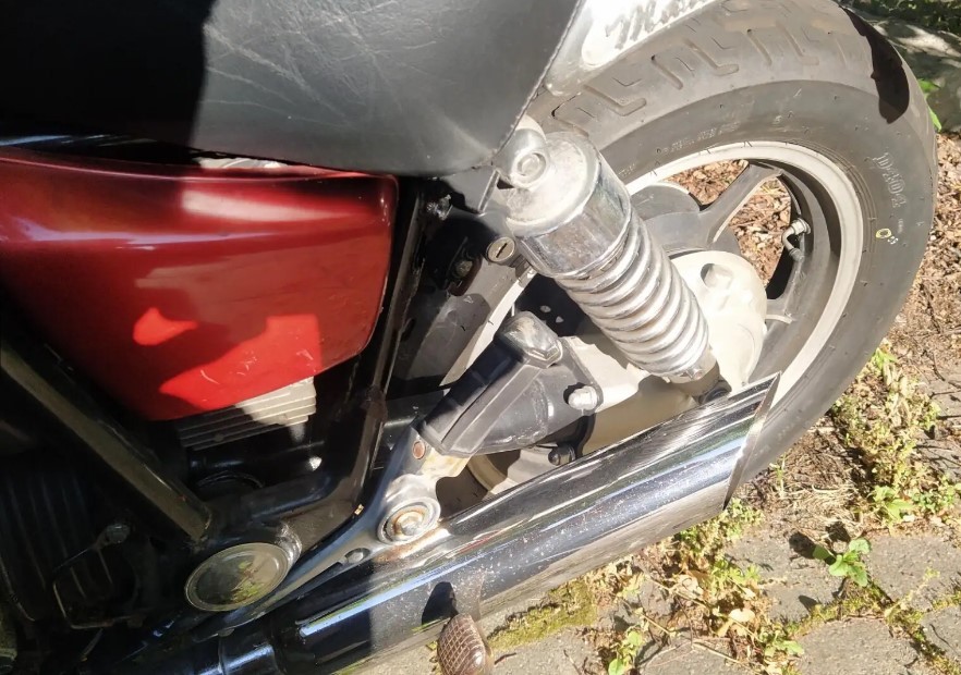 Yamaha Maxim XJ700 Cruiser Motorcycle - photo 5