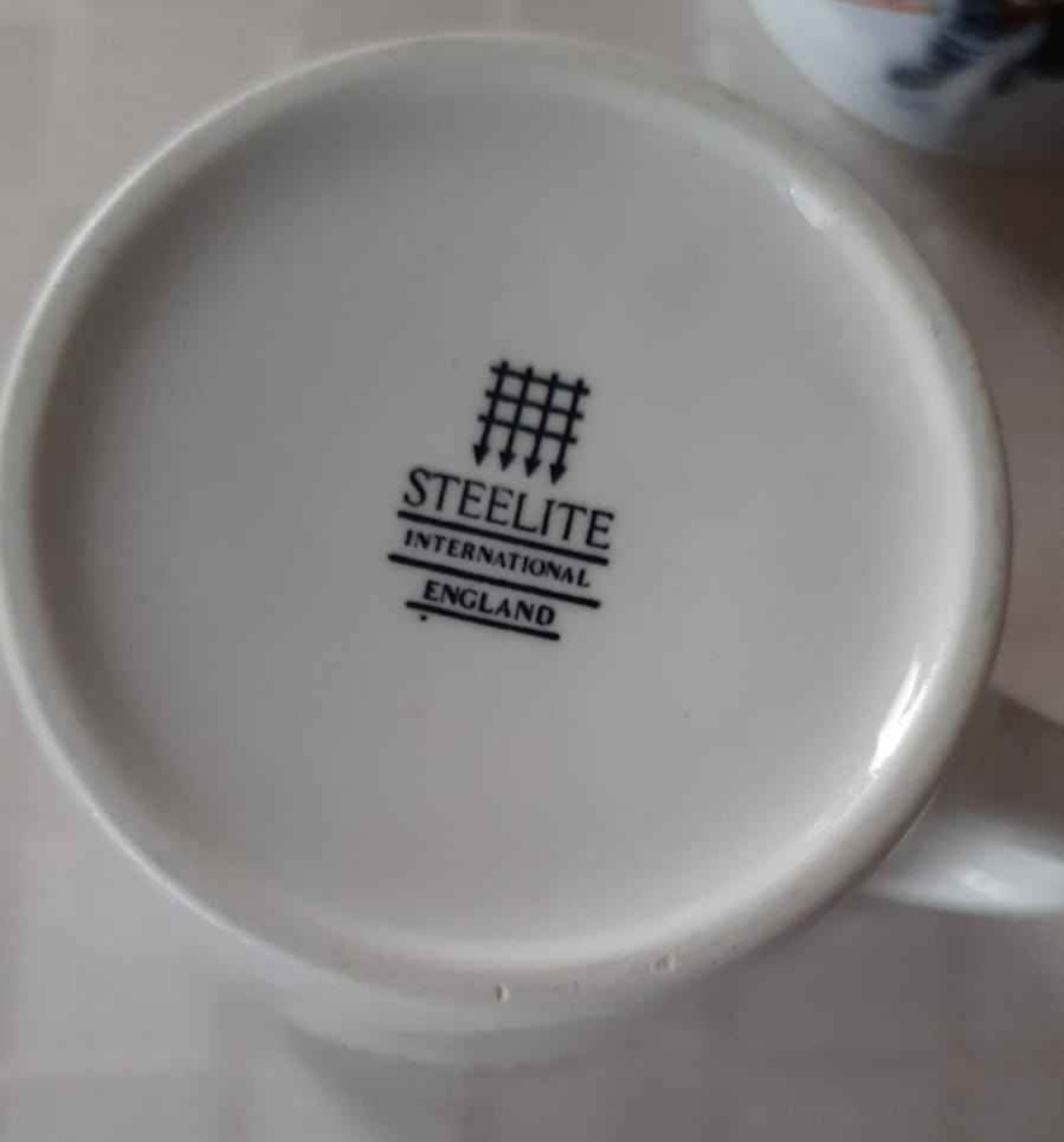 Tim Hortons Coffee Mugs (Set of 2) - photo 3