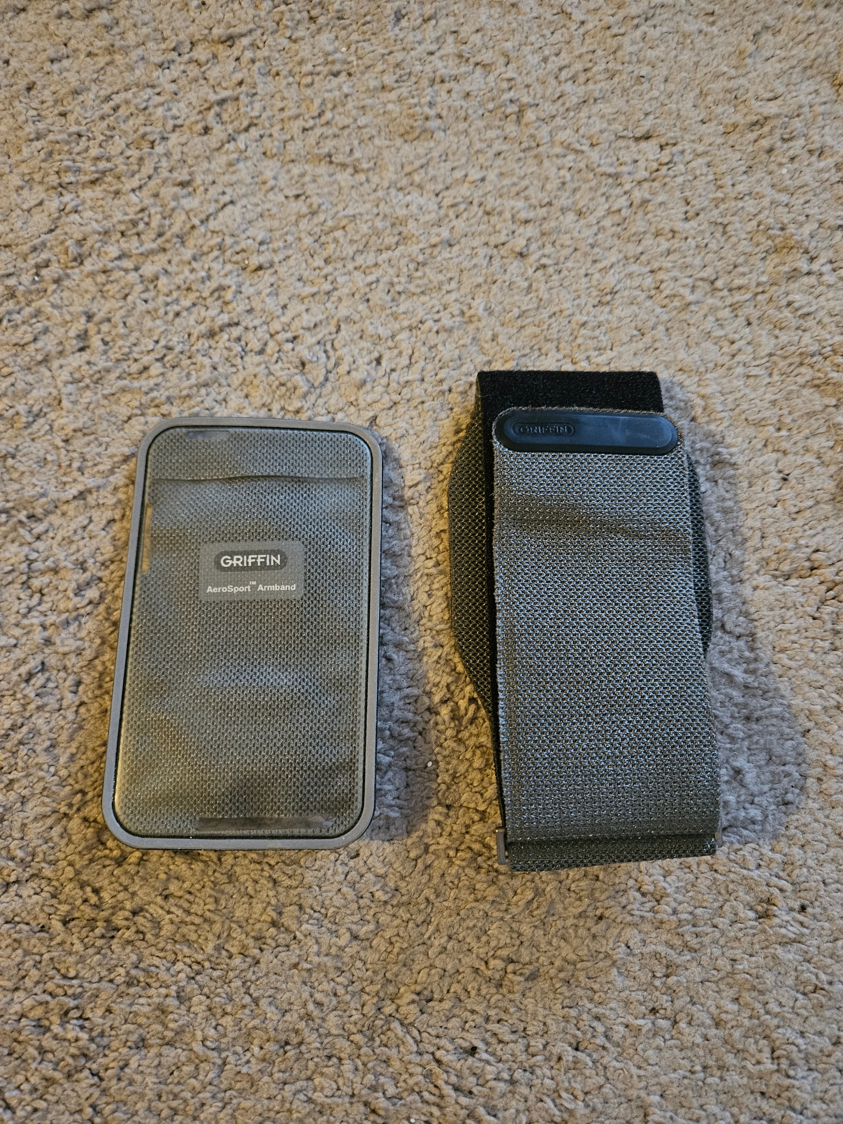 Griffin AeroSport Adjustable Armband for Apple iPod, Mint Cond.