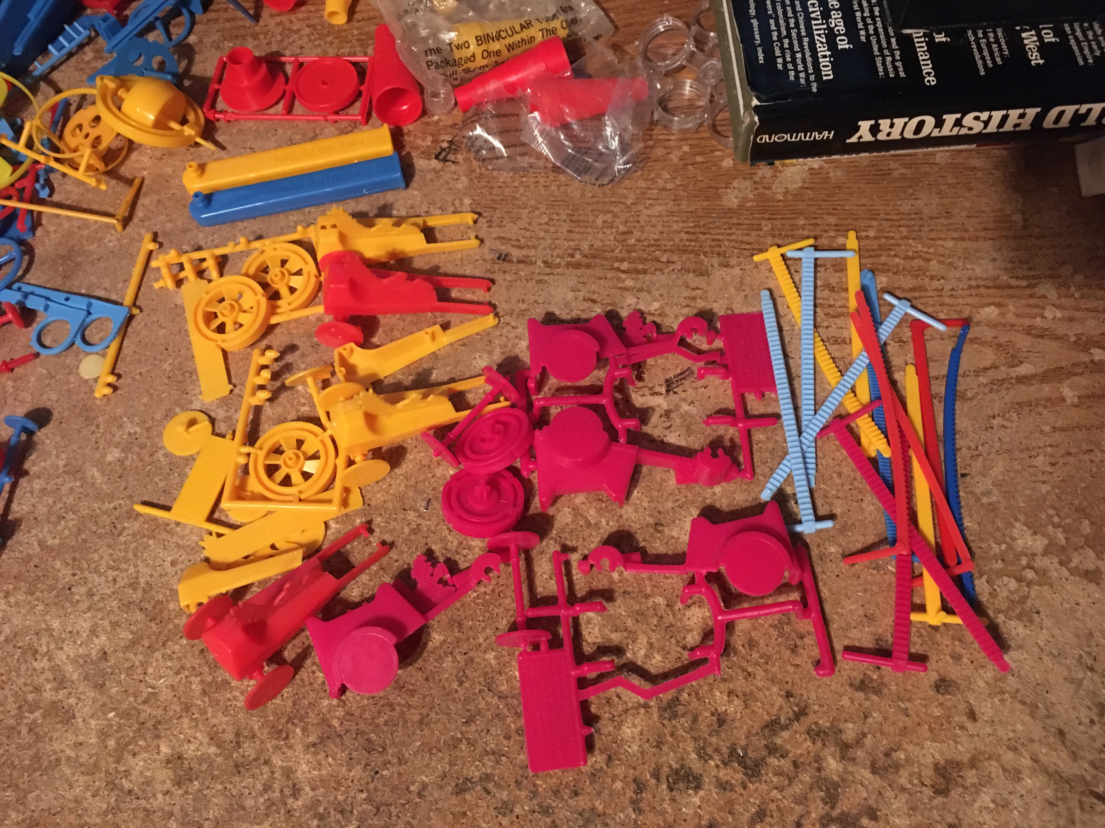 Huge lot of Vintage 1978-81 Burger King Kids Meal Toys - photo 5