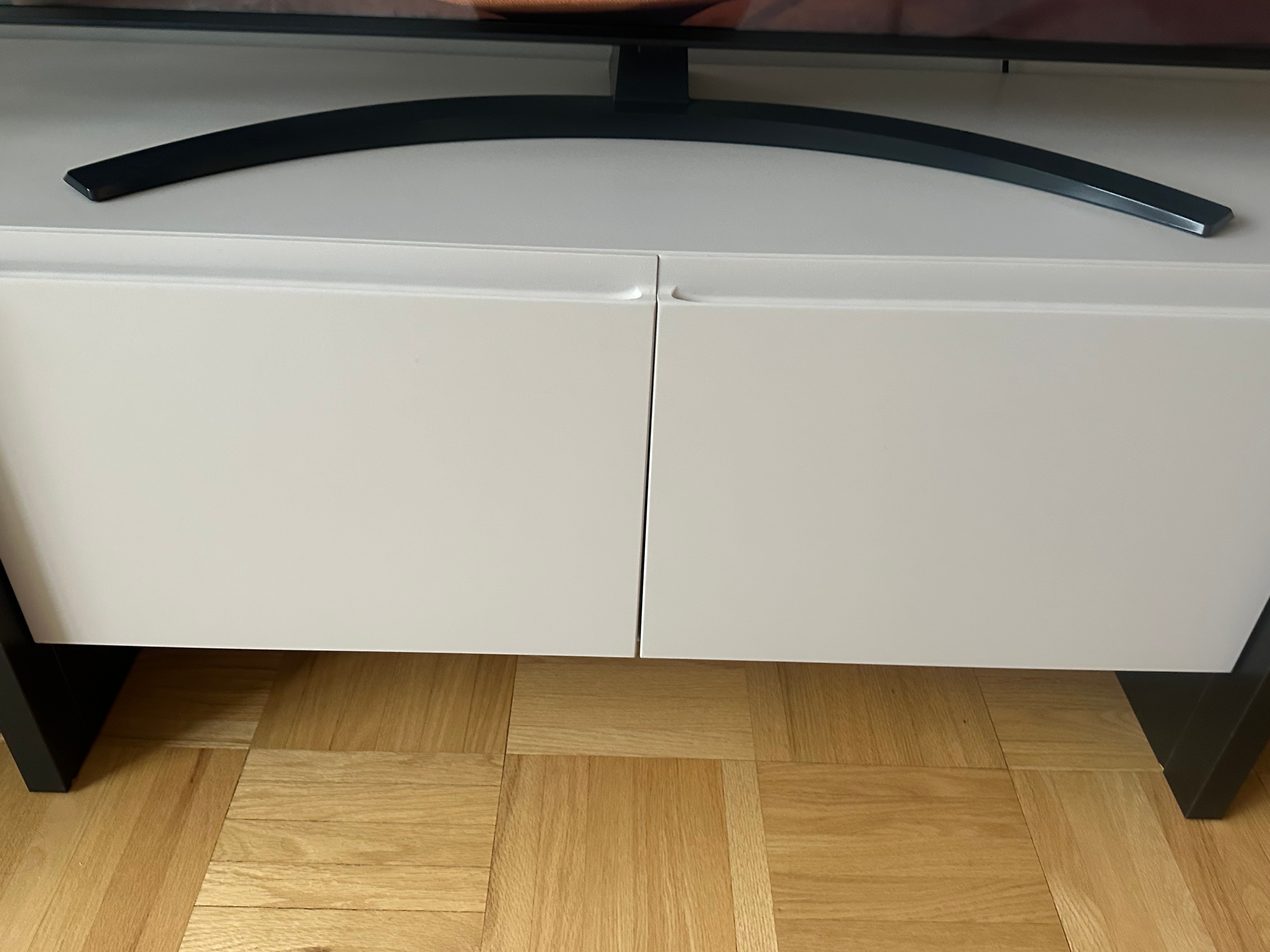 TV stand - photo 4