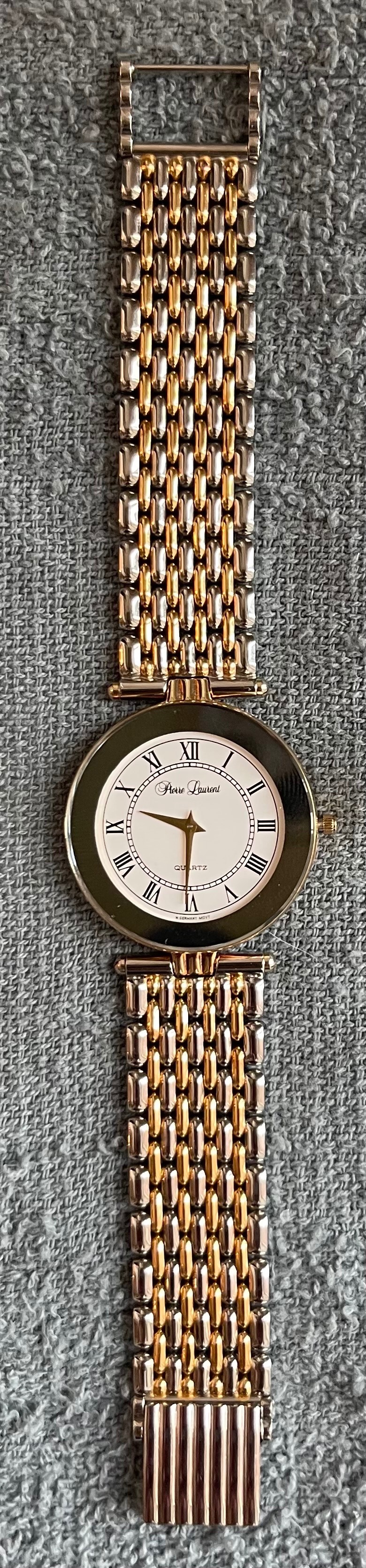 Vintage Pierre Laurent Two-Tone Watch – Mint (Needs Battery) - photo 3