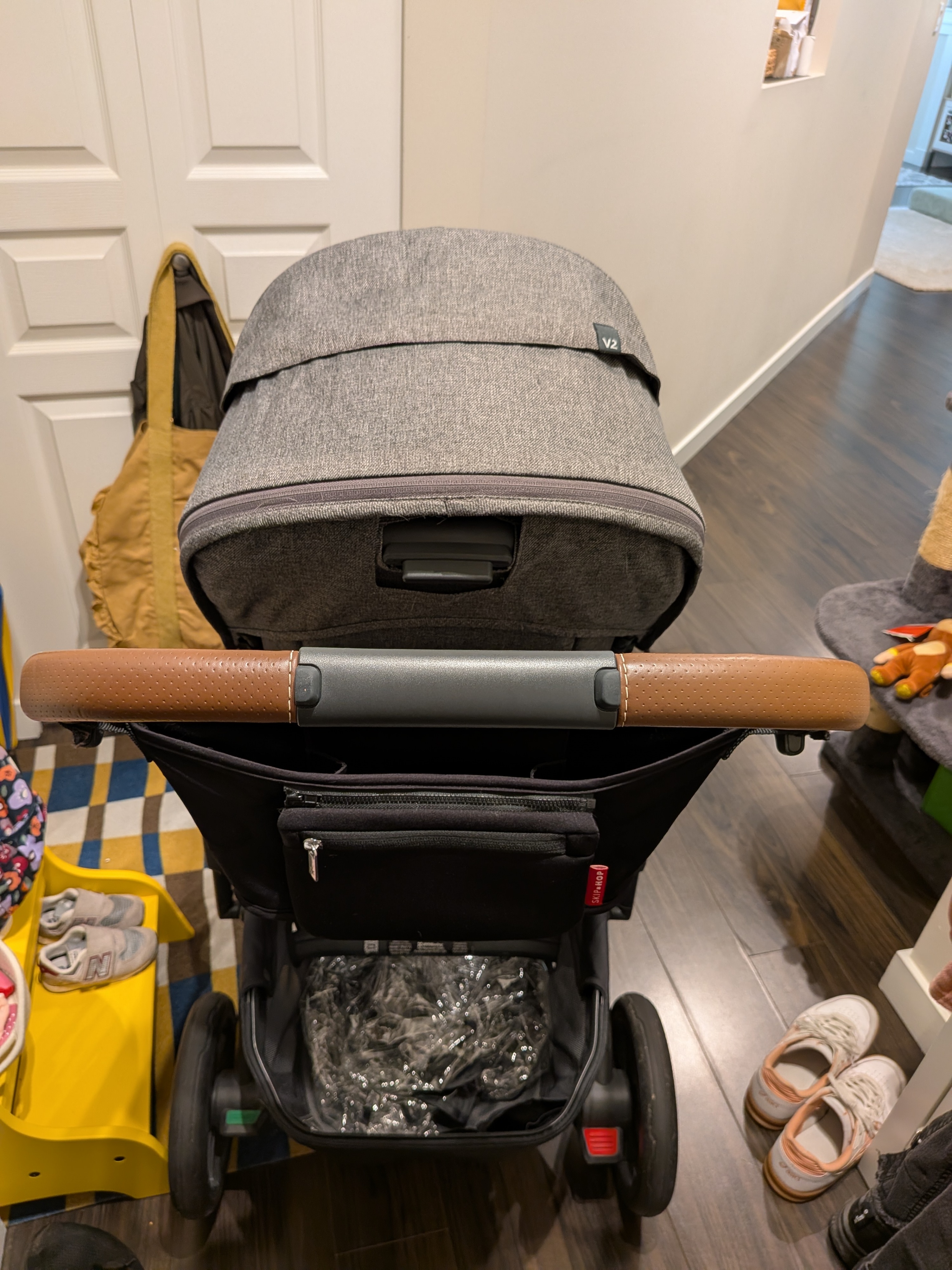 UPPAbaby Cruz V2 (2022) – Excellent Condition + Accessories - photo 5